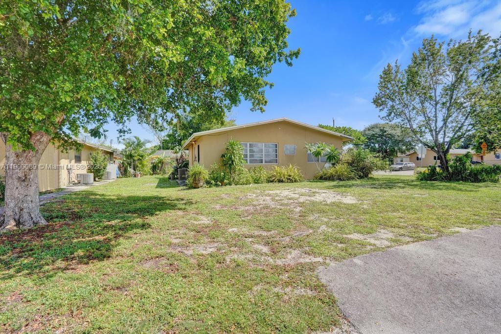 NORTH WEST LAUDERDALE - Residential Income