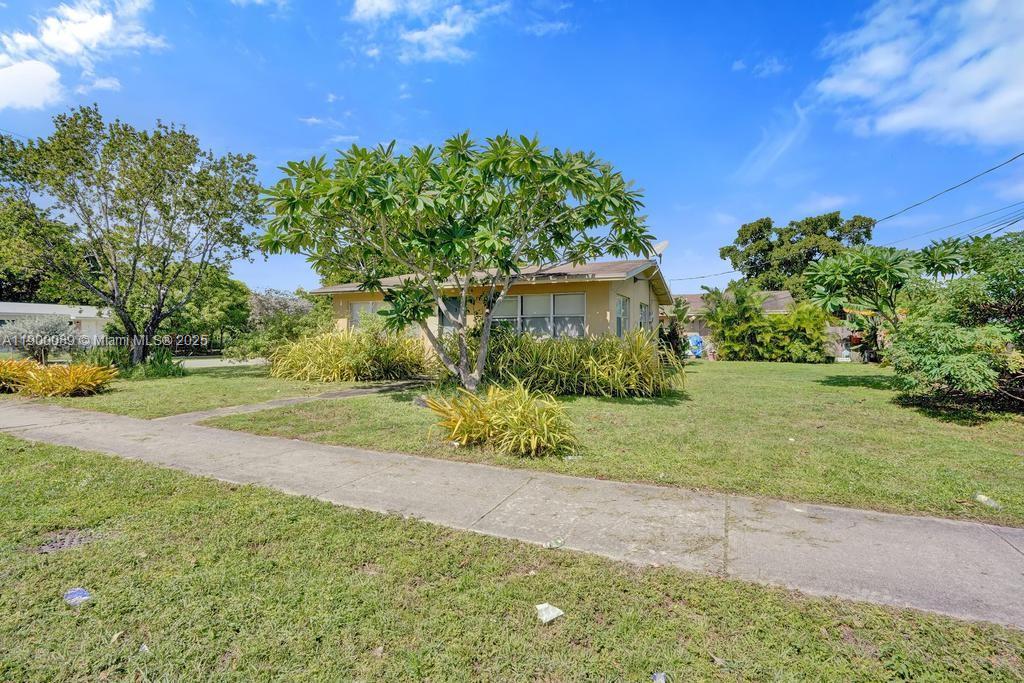 NORTH WEST LAUDERDALE - Residential Income