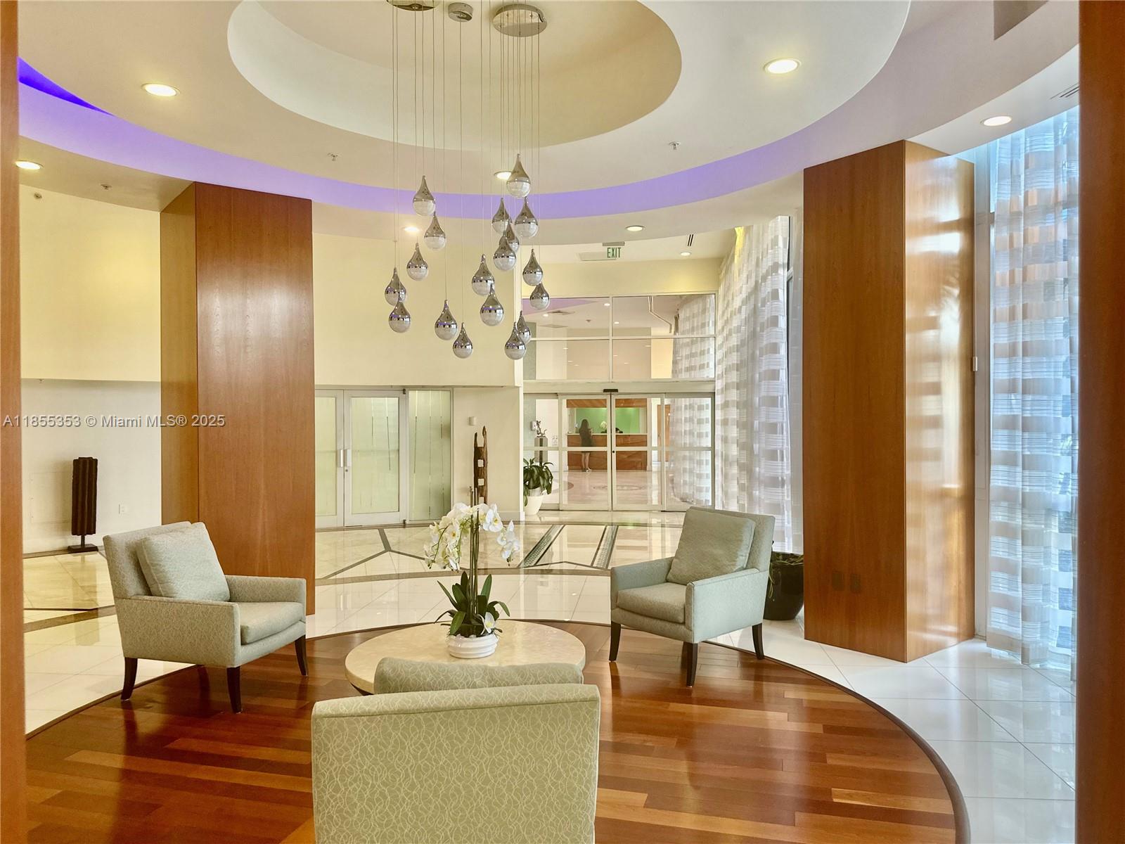 LA GORCE PALACE CONDO - Residential