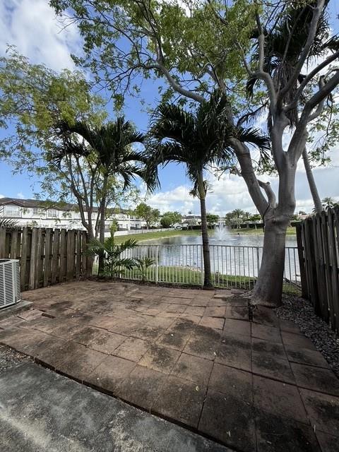 DORAL ISLES NORTH SEC TWO - Residential