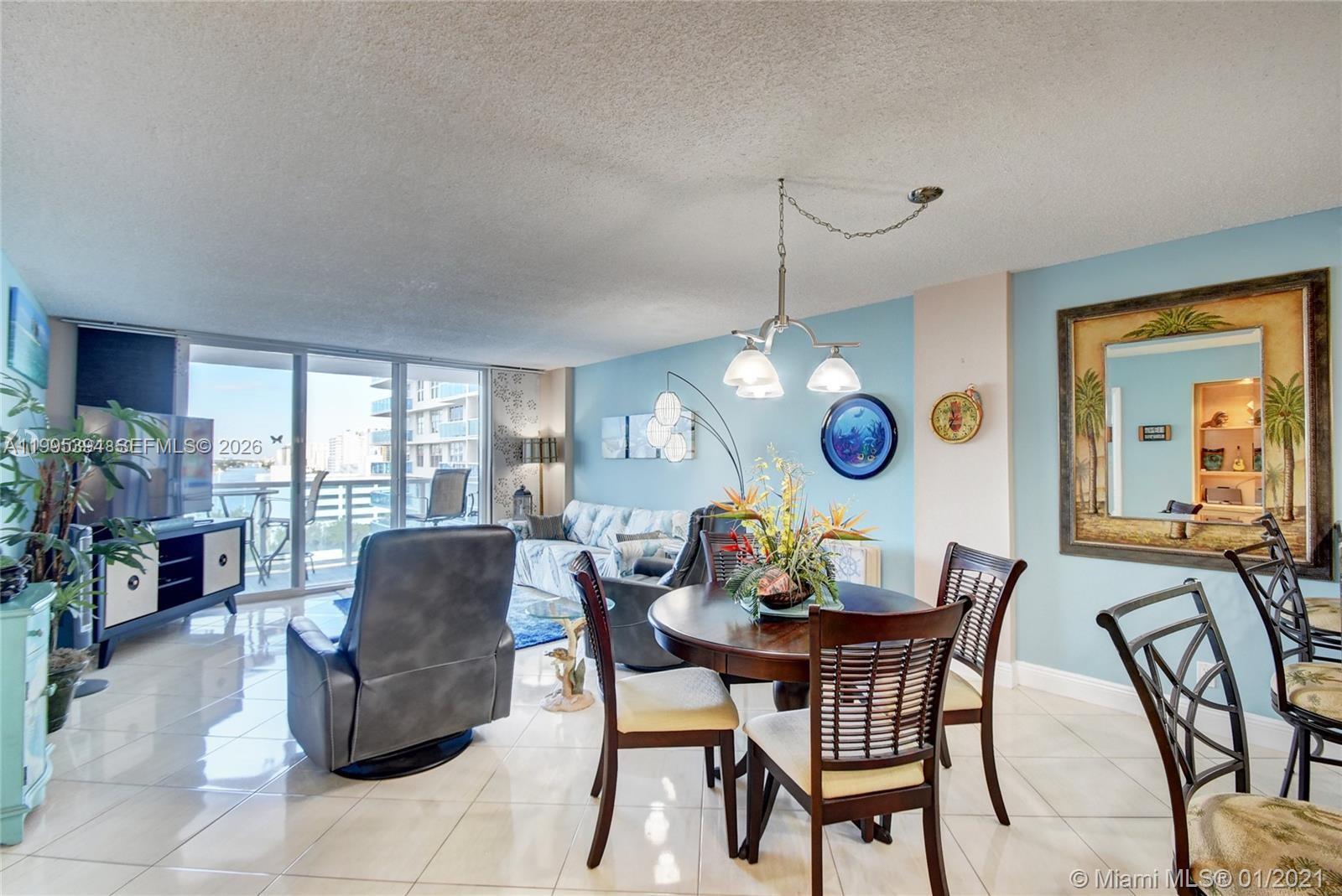 HALLMARK OF HOLLYWOOD CON - Residential Lease