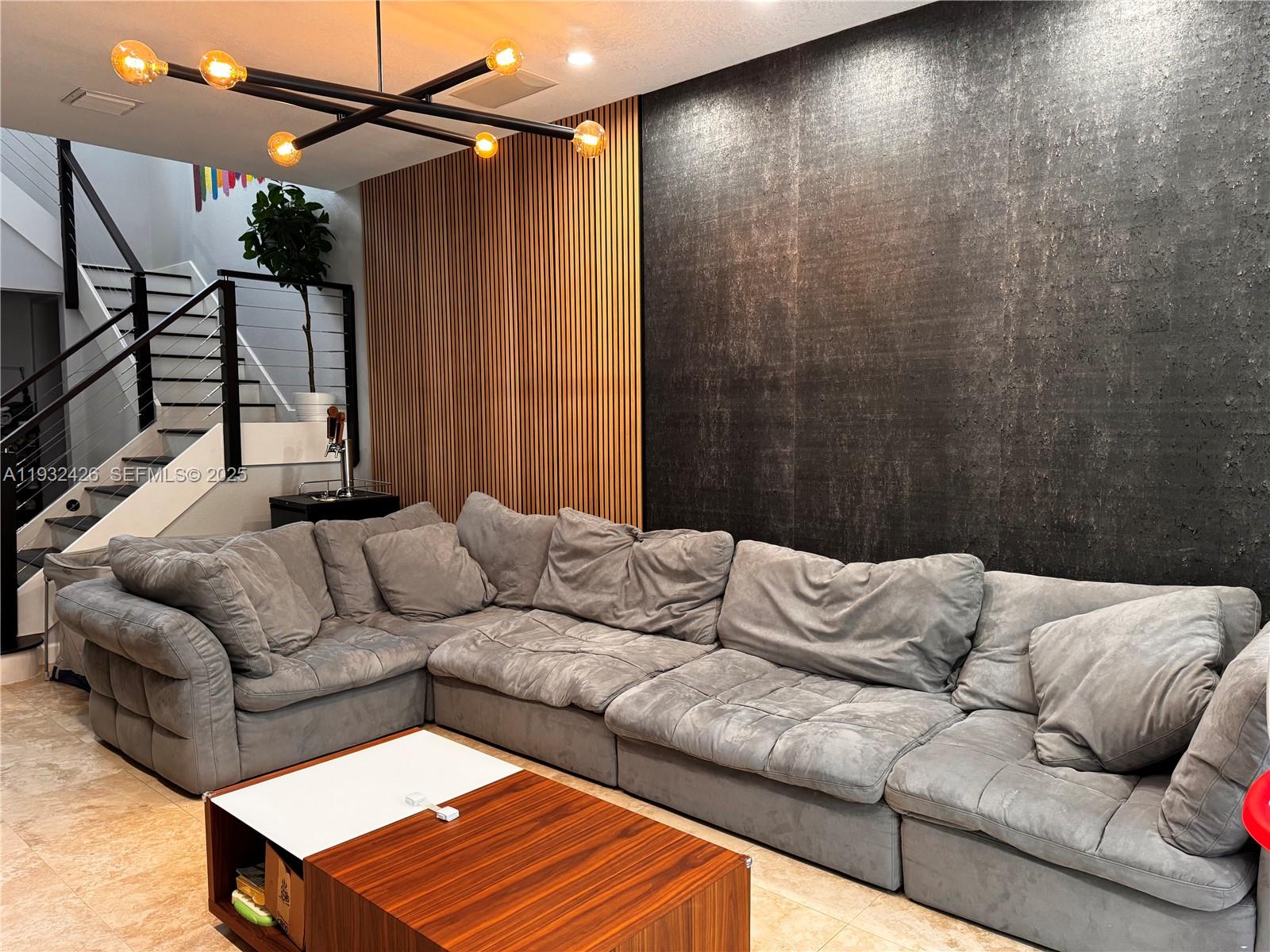 THREE ISLANDS 3RD SECTION - Residential Lease