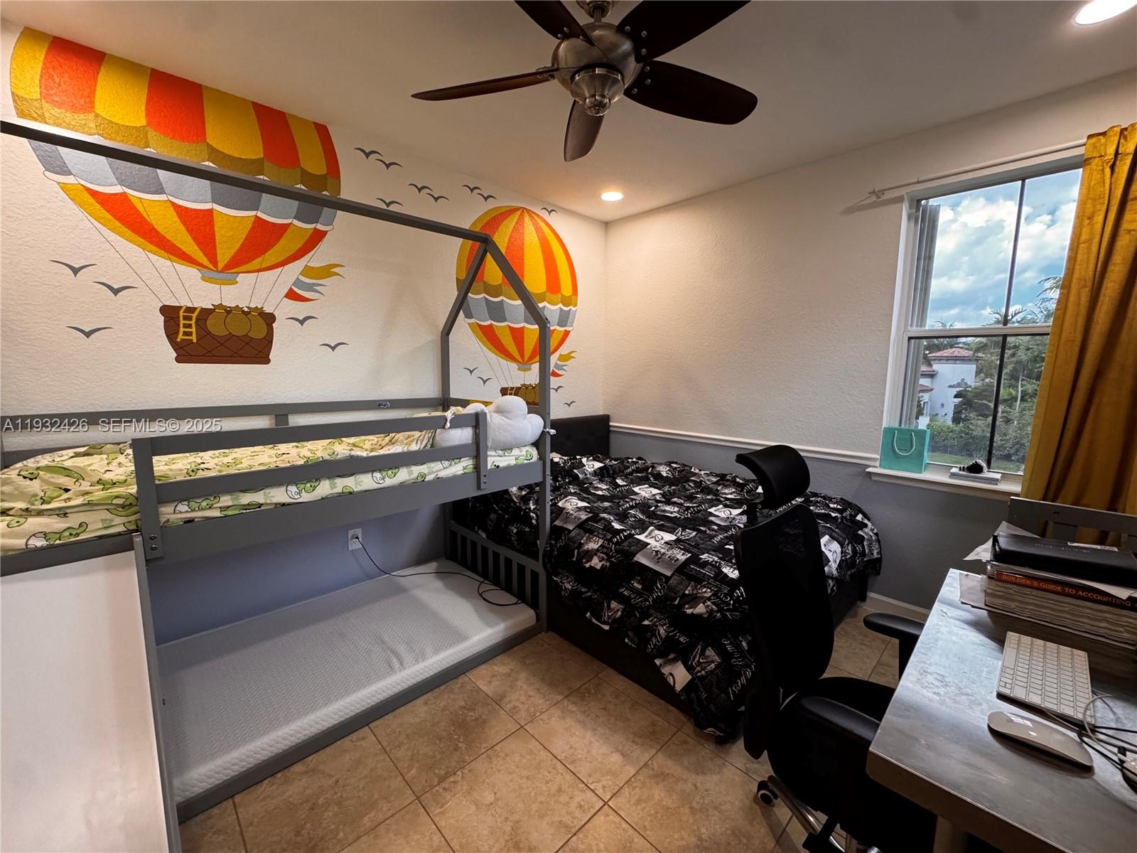 THREE ISLANDS 3RD SECTION - Residential Lease