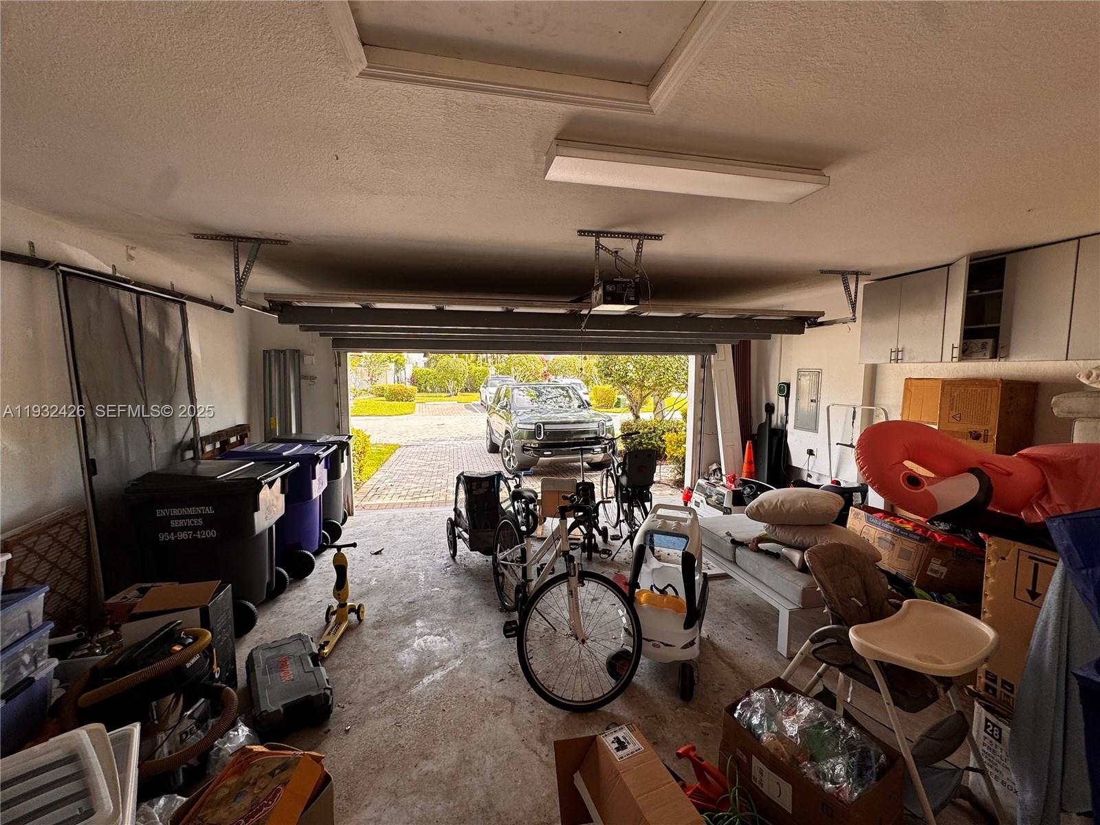 THREE ISLANDS 3RD SECTION - Residential Lease