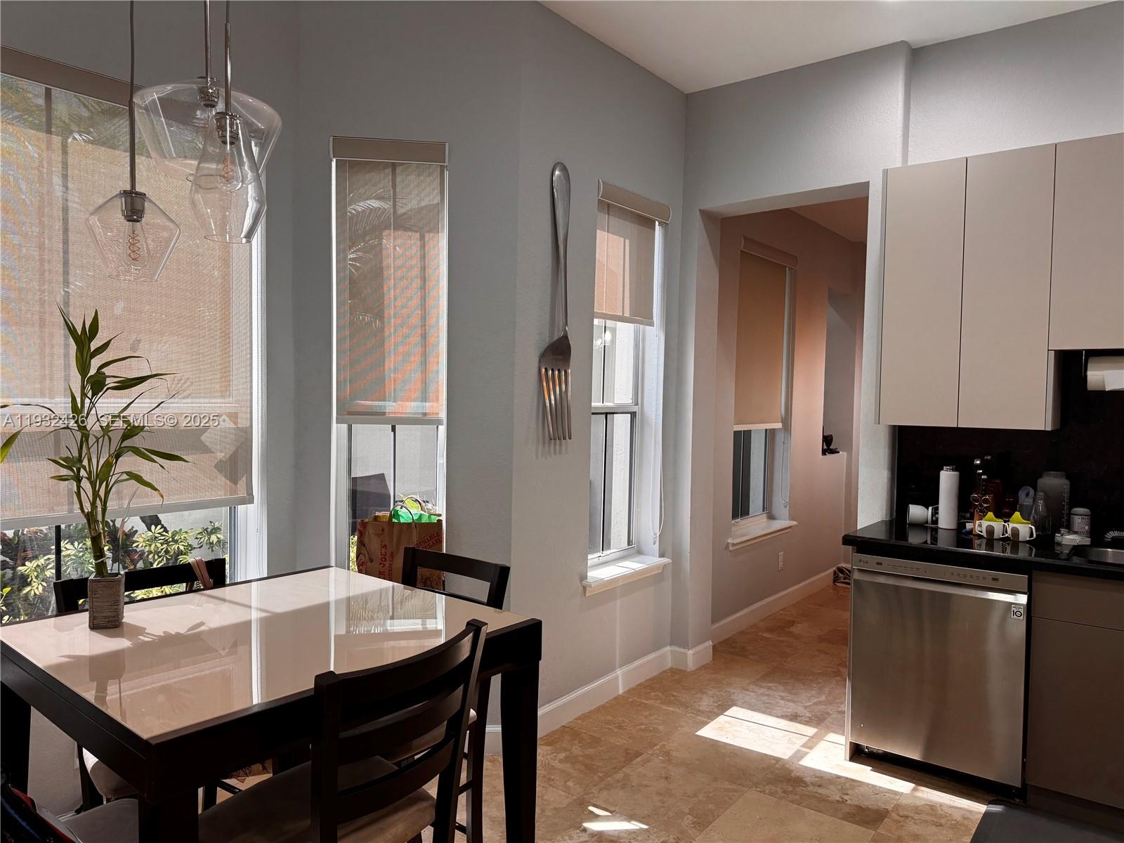 THREE ISLANDS 3RD SECTION - Residential Lease