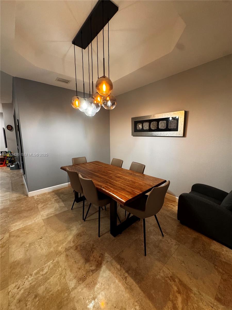 THREE ISLANDS 3RD SECTION - Residential Lease