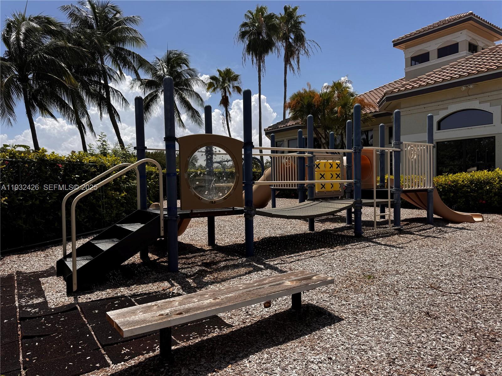 THREE ISLANDS 3RD SECTION - Residential Lease