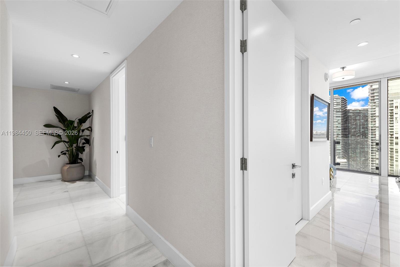 ESCOTTONIA PARK - Residential