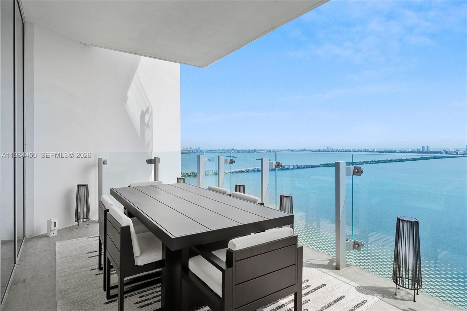 ESCOTTONIA PARK - Residential