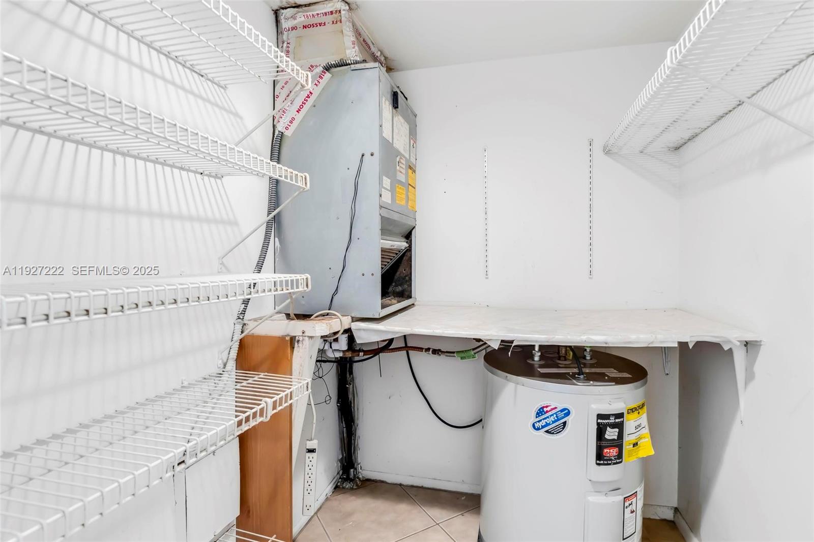 PARADISE BY THE SEA CONDO - Residential