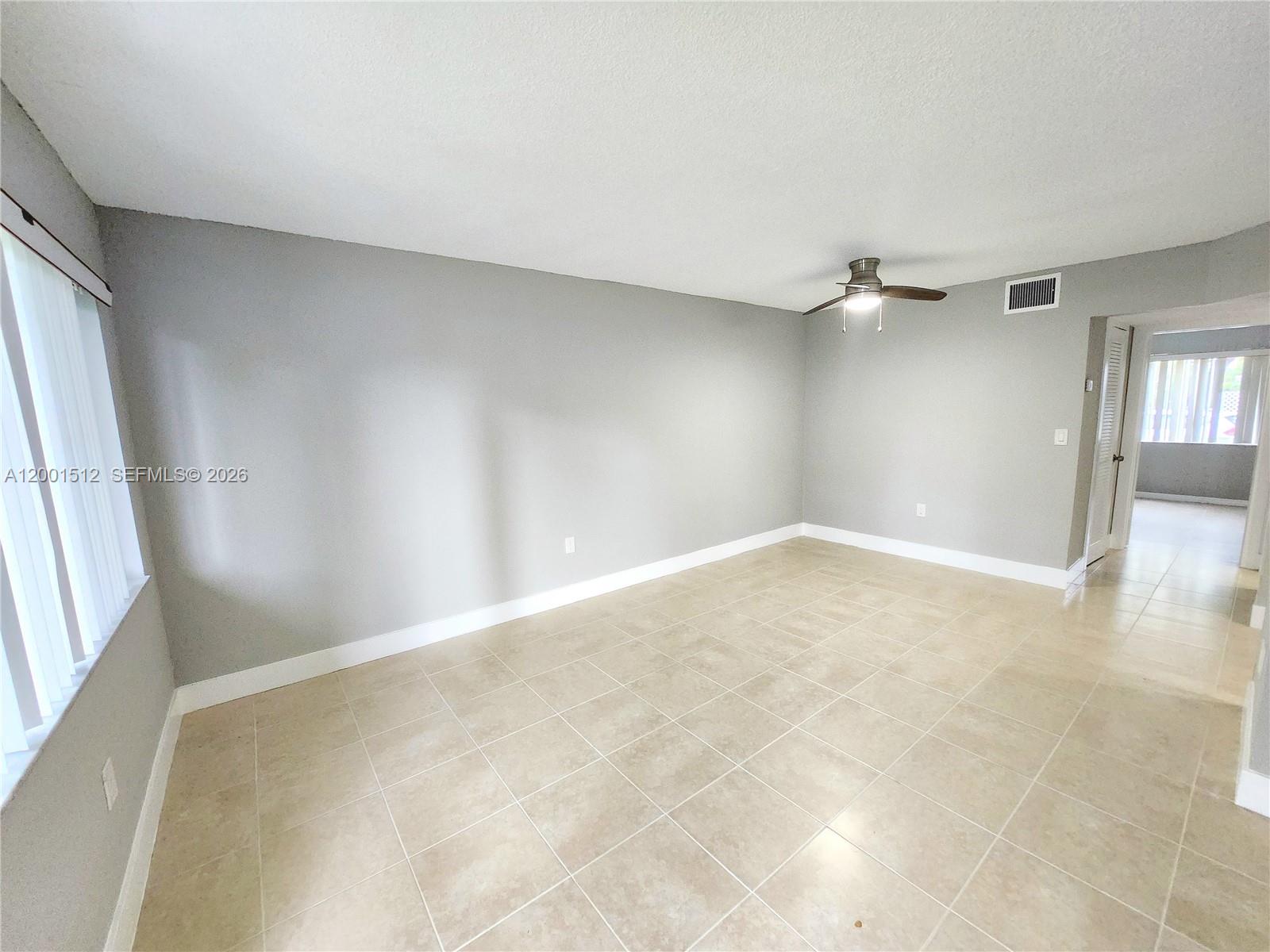 LAUDERDALE - Residential Lease