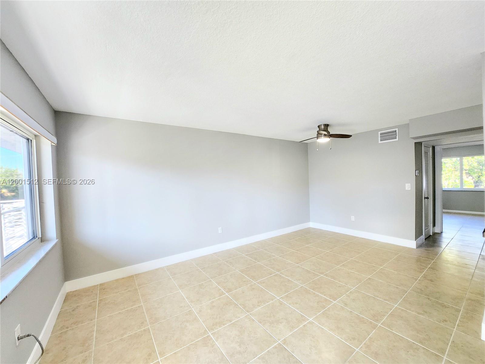 LAUDERDALE - Residential Lease