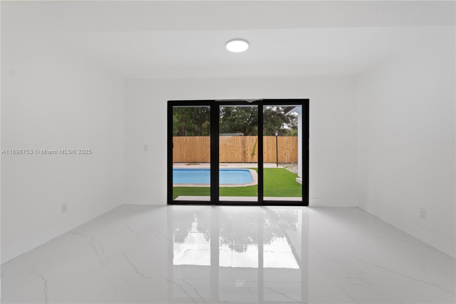 KNOLLS 1ST SECTION - Residential