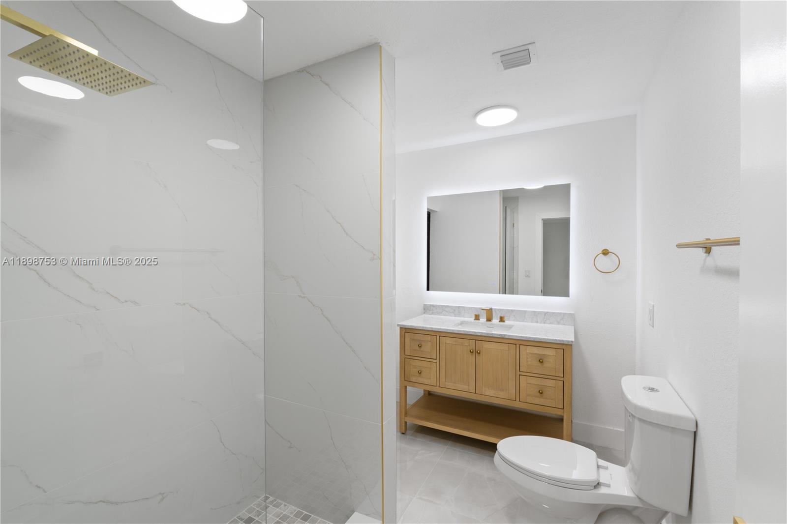 KNOLLS 1ST SECTION - Residential