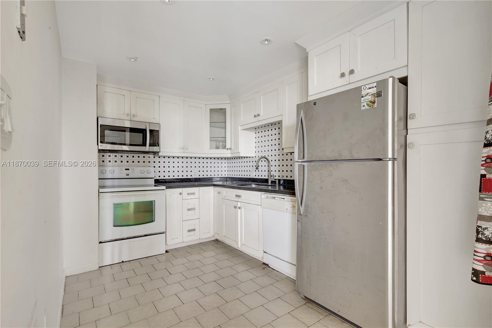 BONAVIDA CONDO - Residential