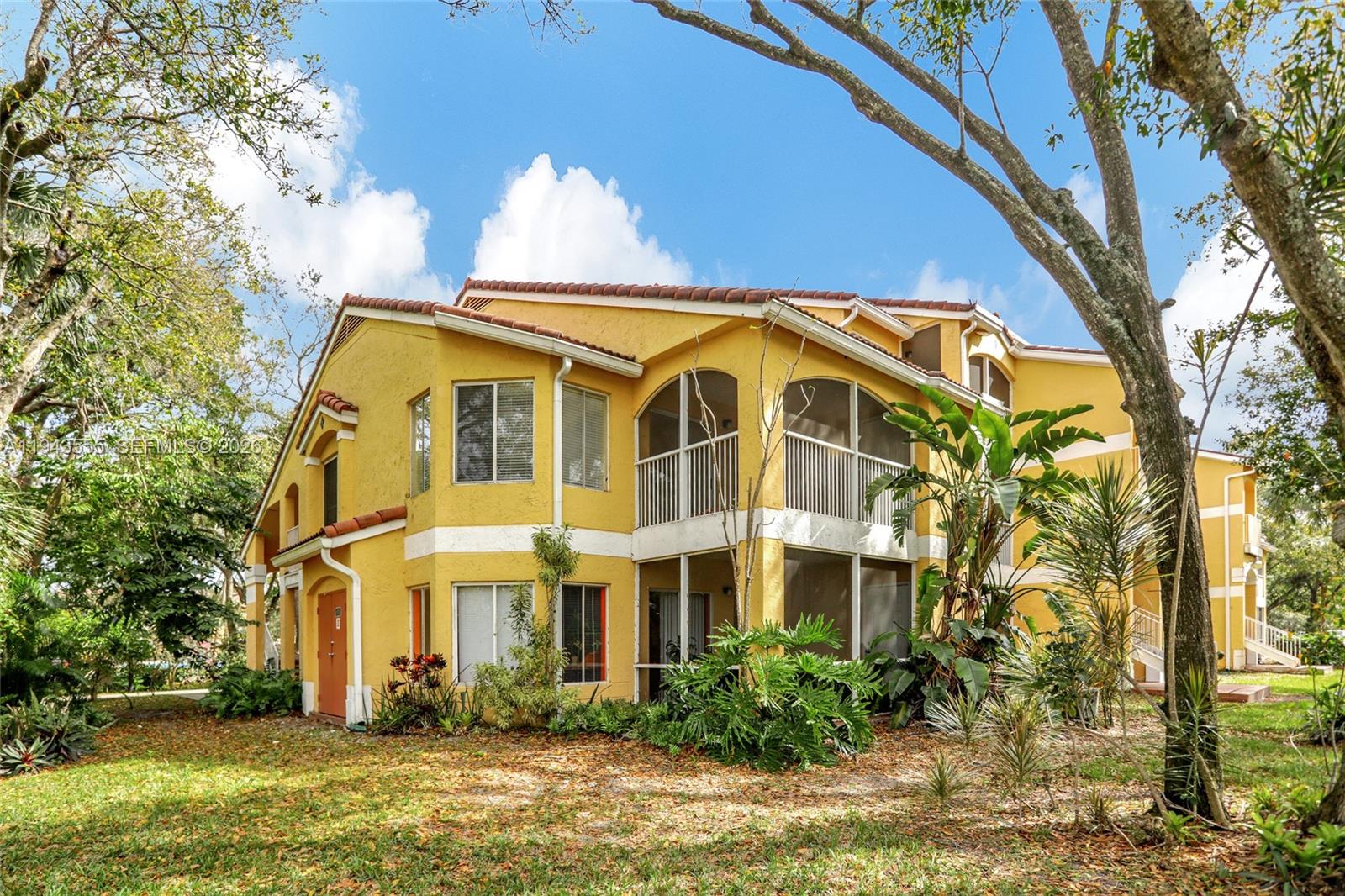 SAILBOAT POINTE CONDO - Residential