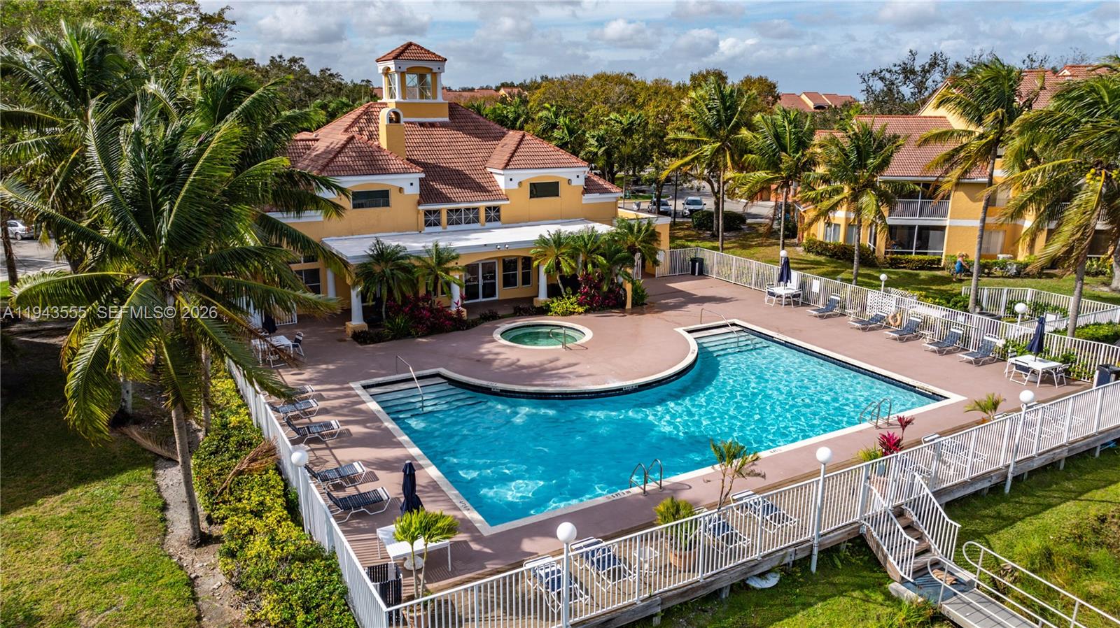 SAILBOAT POINTE CONDO - Residential