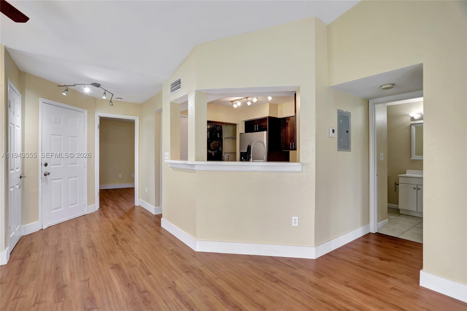 2485 NW 33rd St 1612