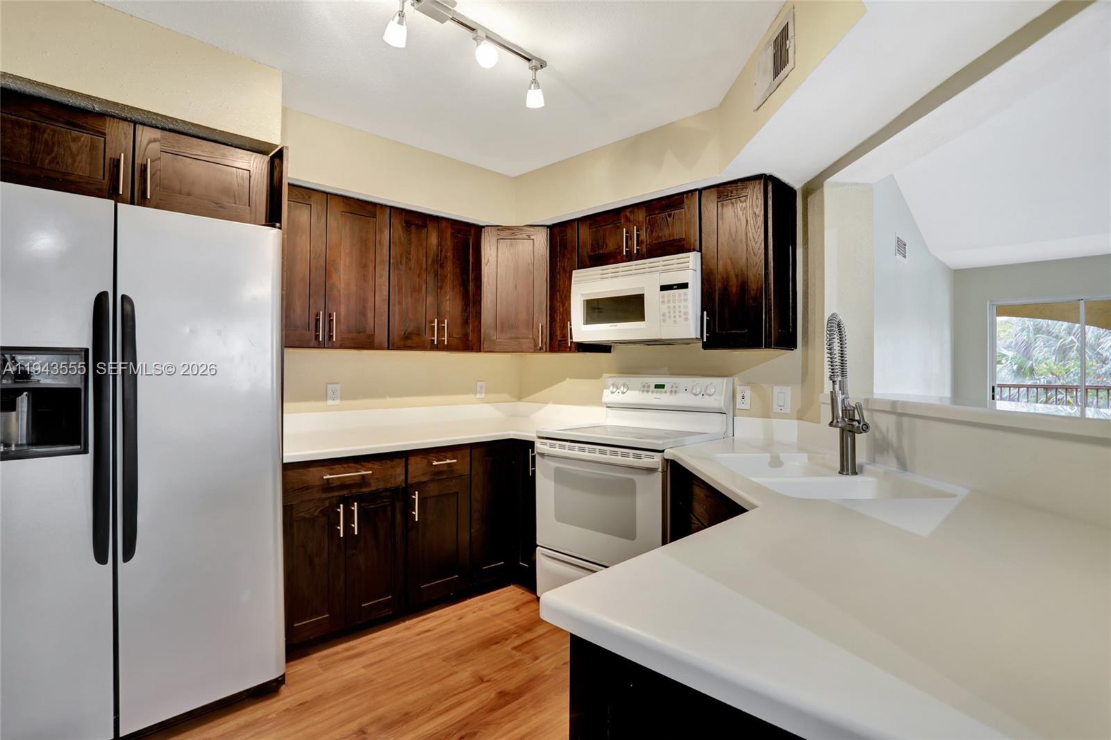 2485 NW 33rd St 1612