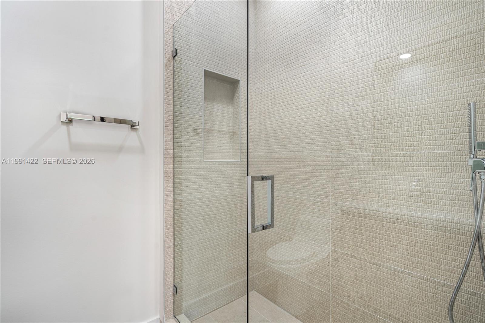 281 PRIME CONDO - Residential