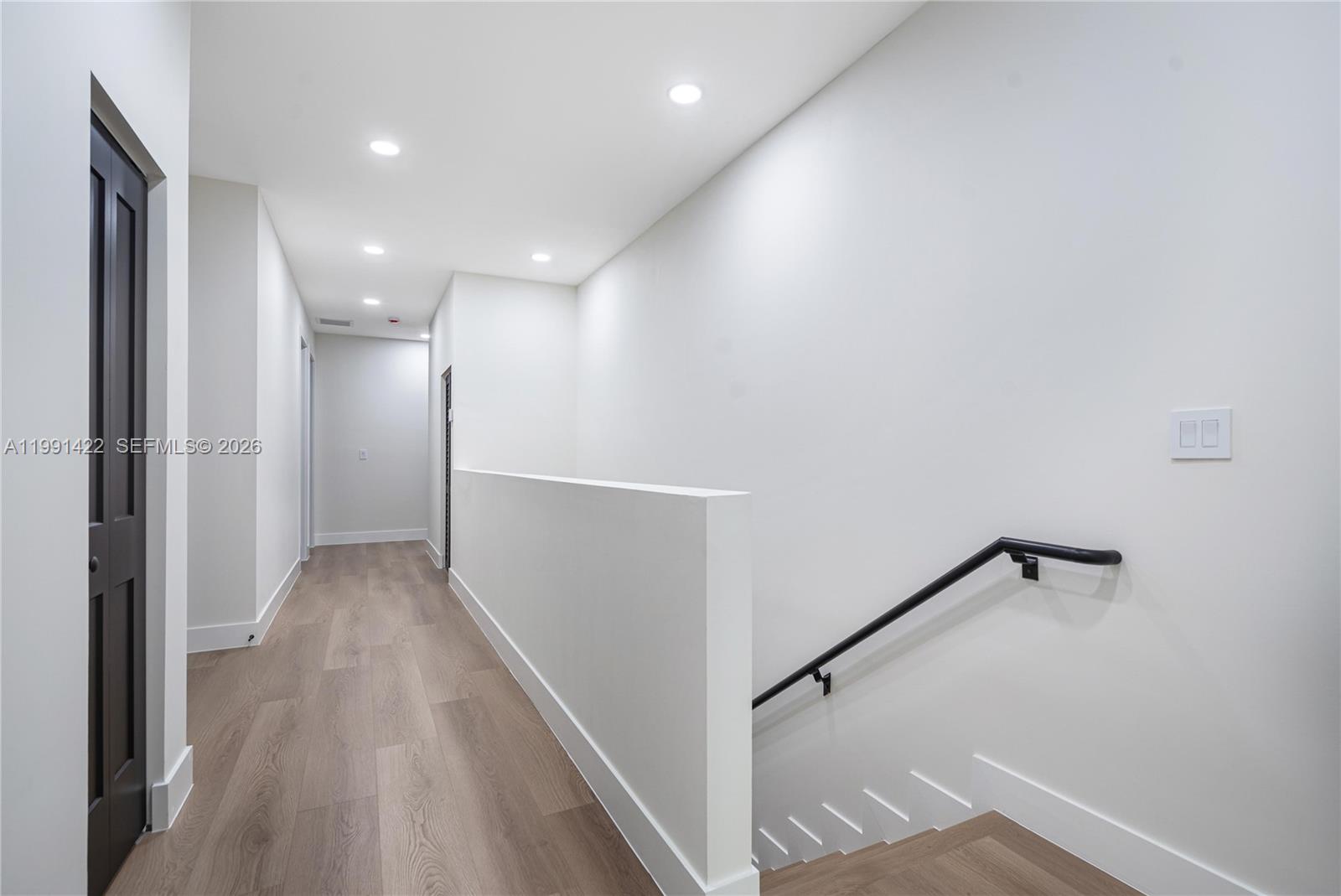 281 PRIME CONDO - Residential