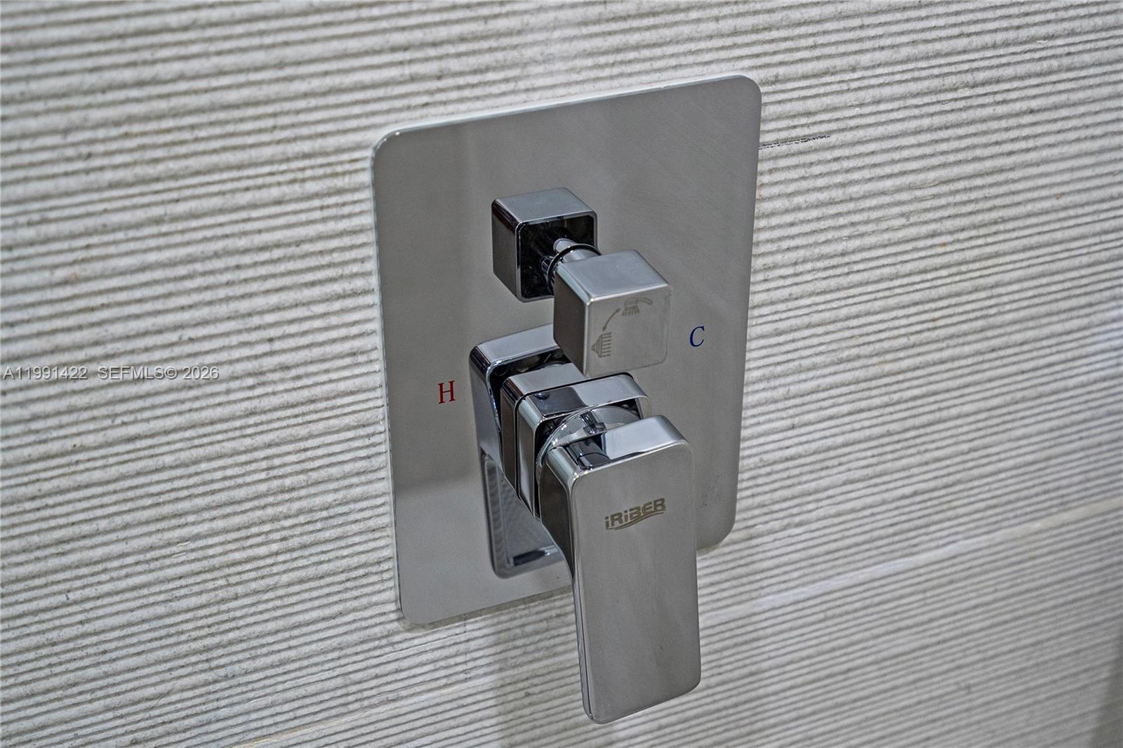 281 PRIME CONDO - Residential