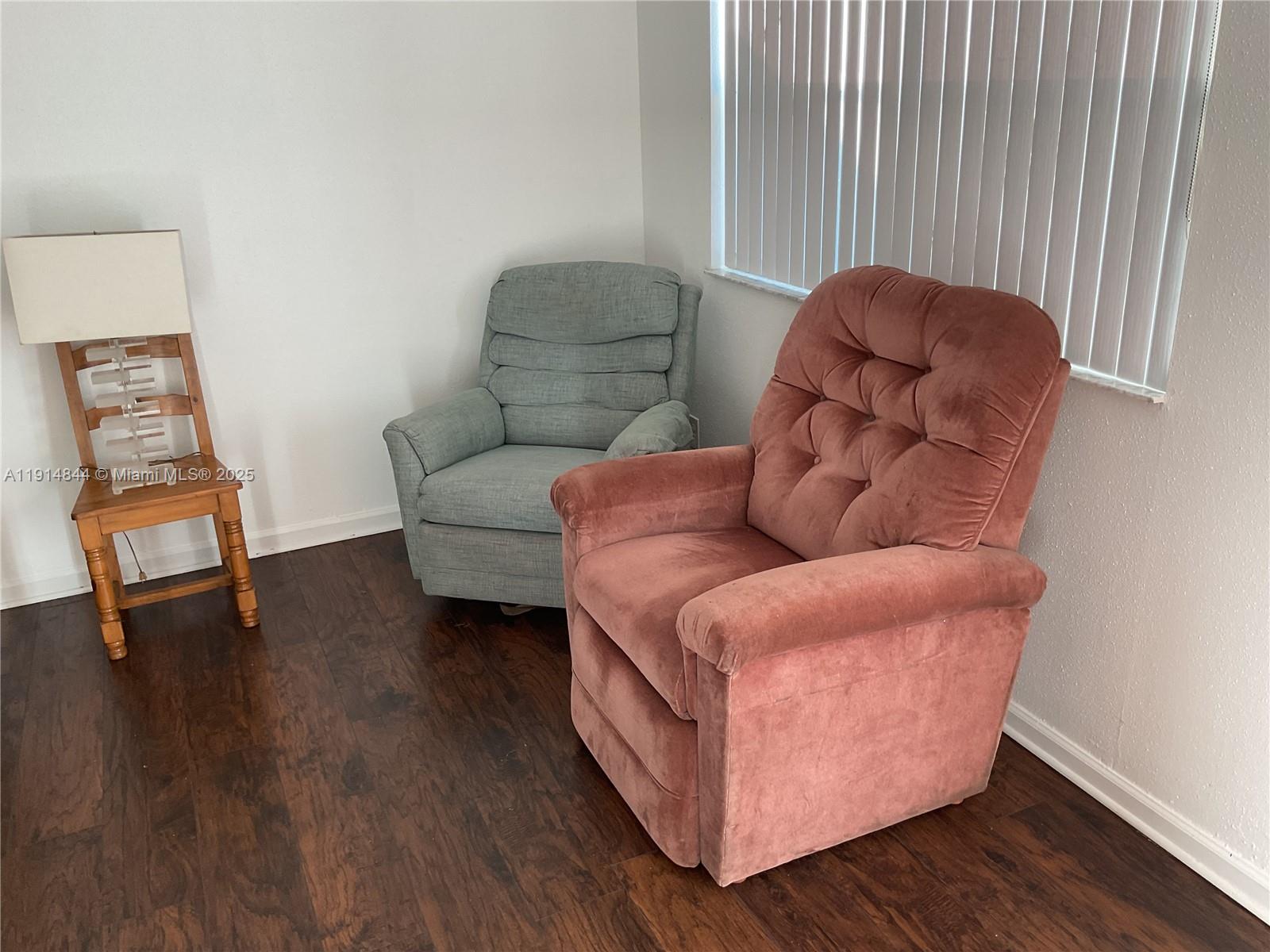 KINGS POINT SAXONY CONDOS - Residential Lease