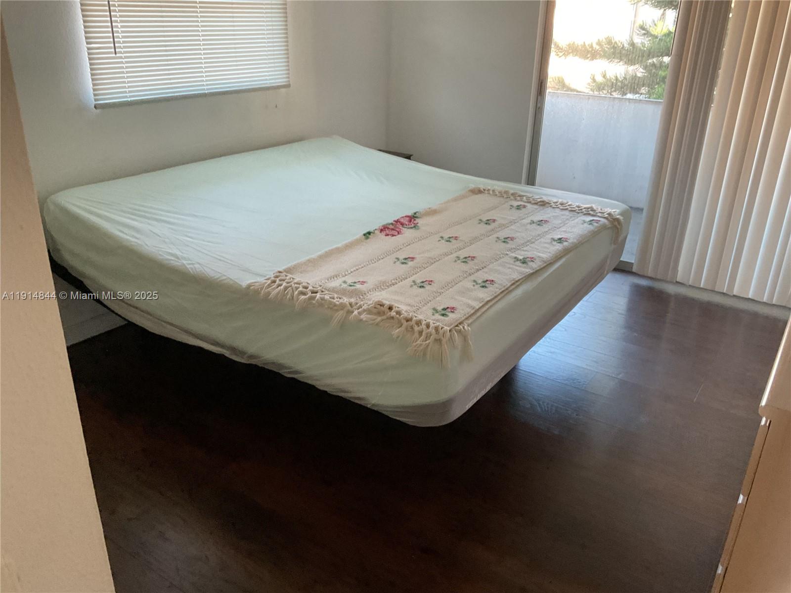 KINGS POINT SAXONY CONDOS - Residential Lease