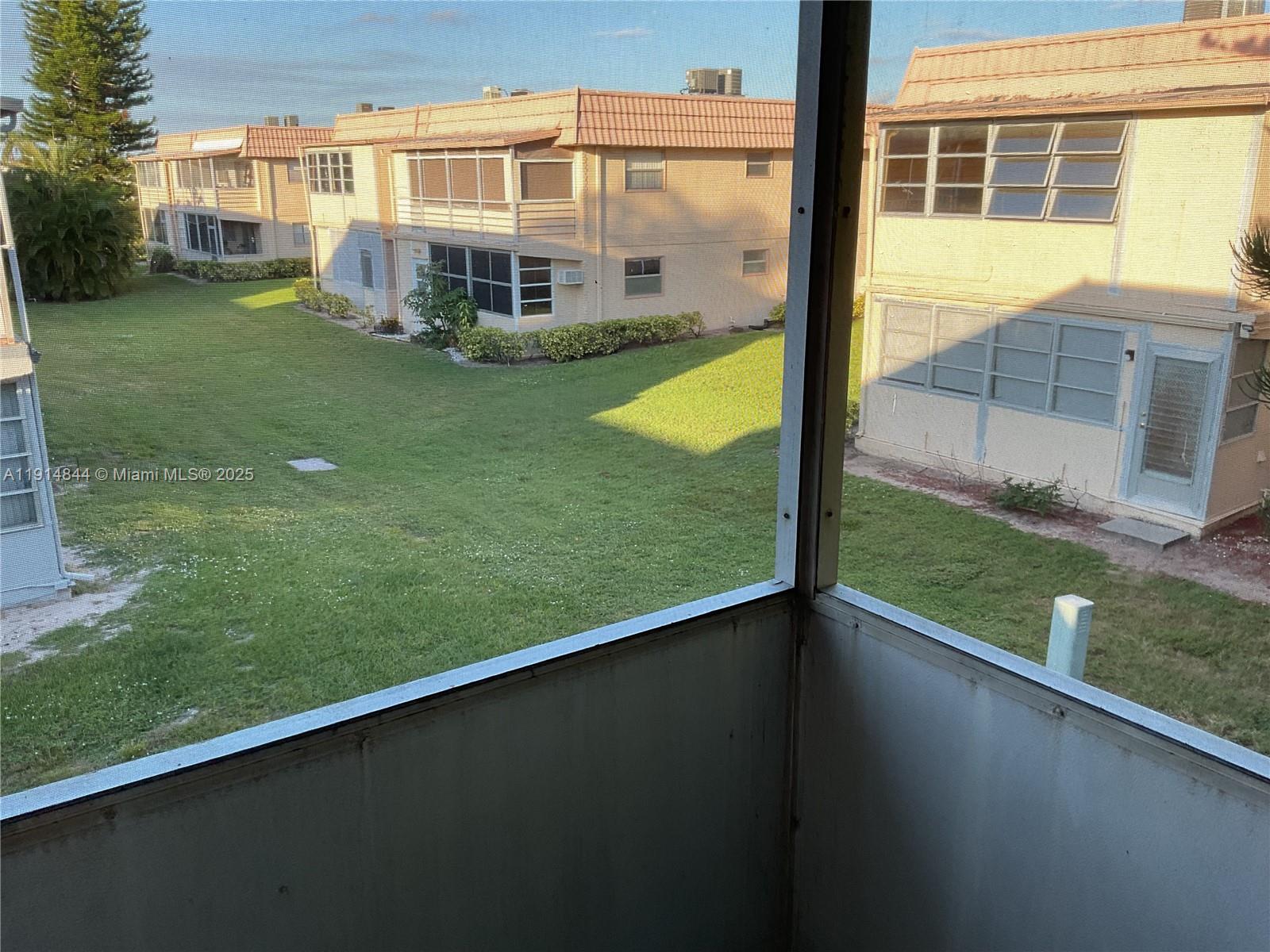 KINGS POINT SAXONY CONDOS - Residential Lease