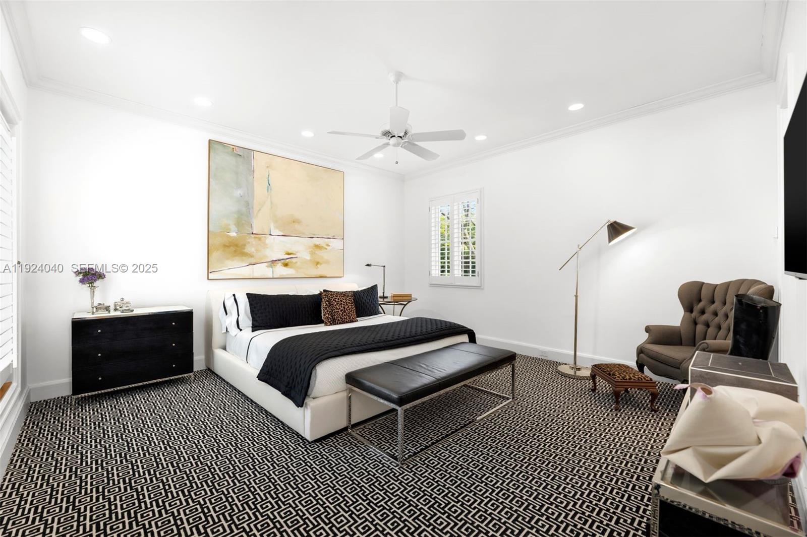 THE MOORINGS - Residential