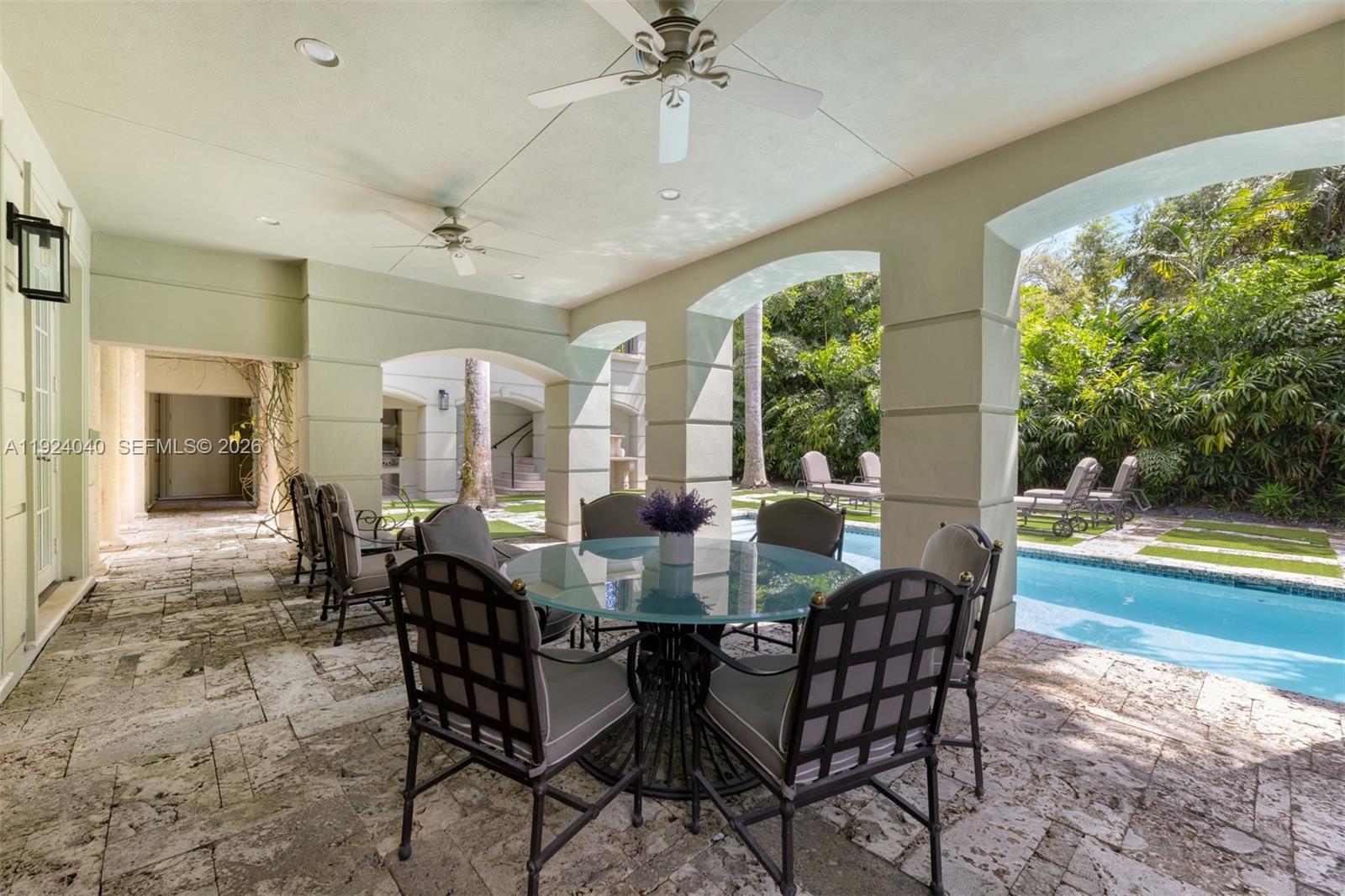 THE MOORINGS - Residential