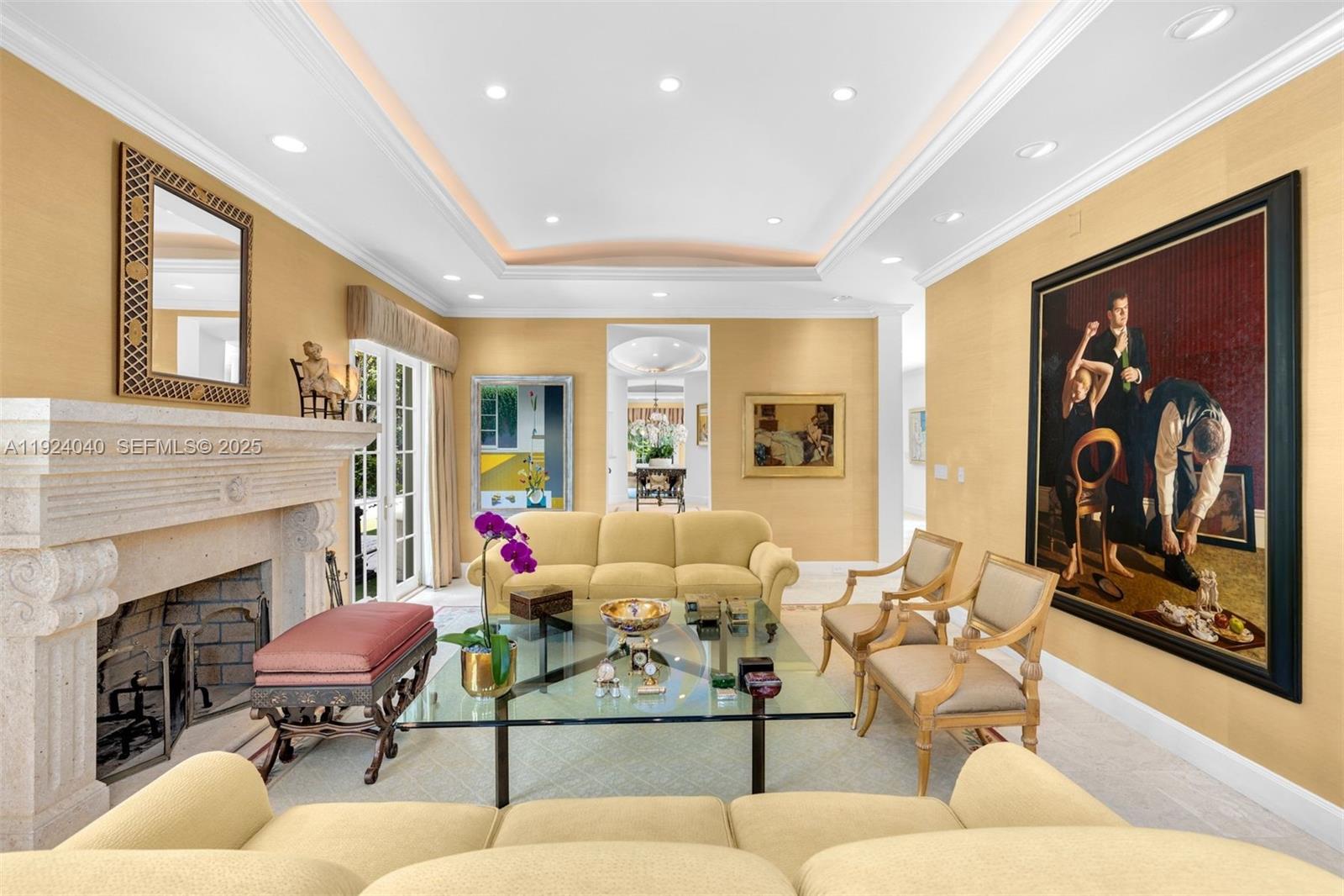 THE MOORINGS - Residential