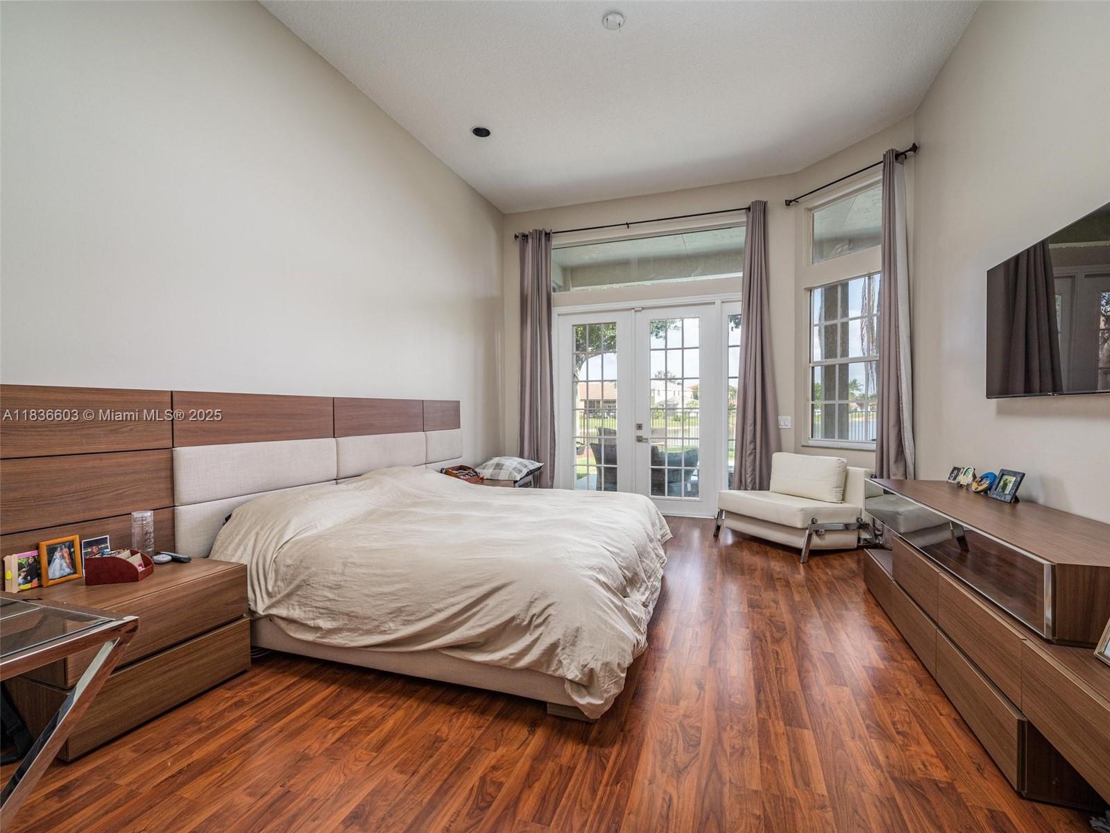 The Lakes - Verona Lake - Residential Lease