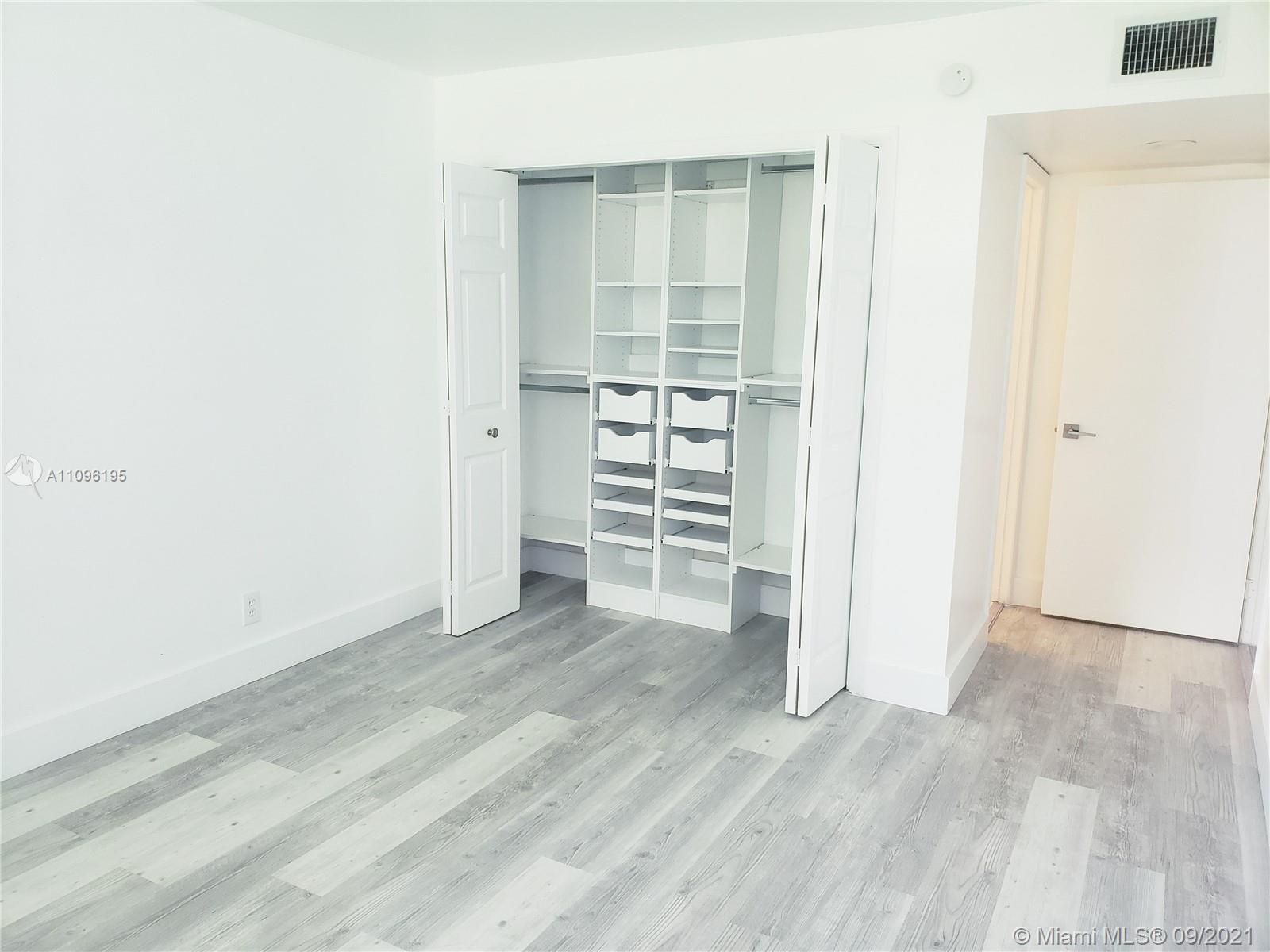 C C APTS AT BONAVENTURE C - Residential Lease