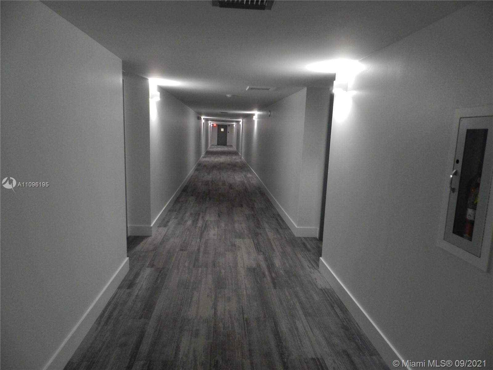 C C APTS AT BONAVENTURE C - Residential Lease