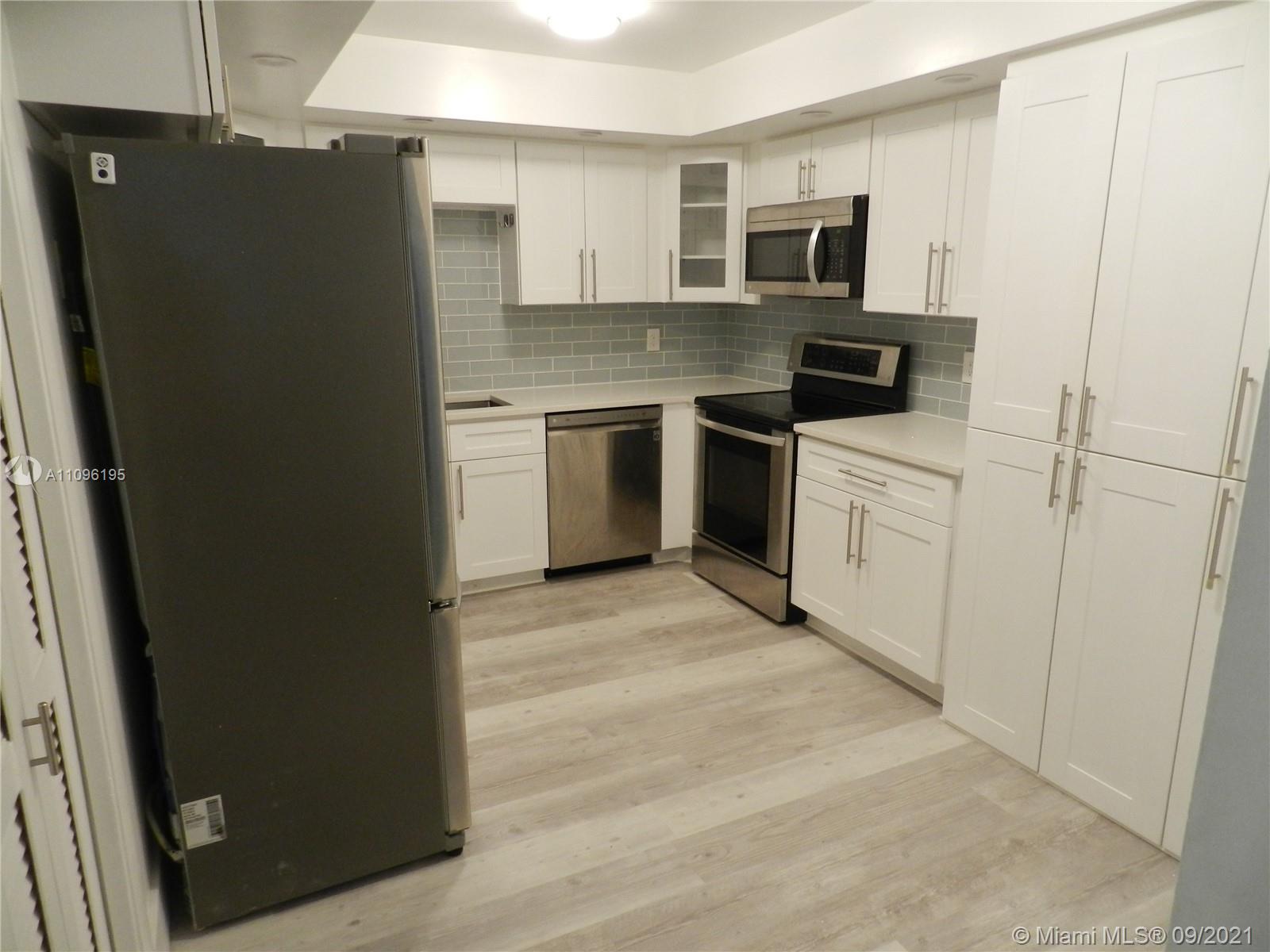 C C APTS AT BONAVENTURE C - Residential Lease