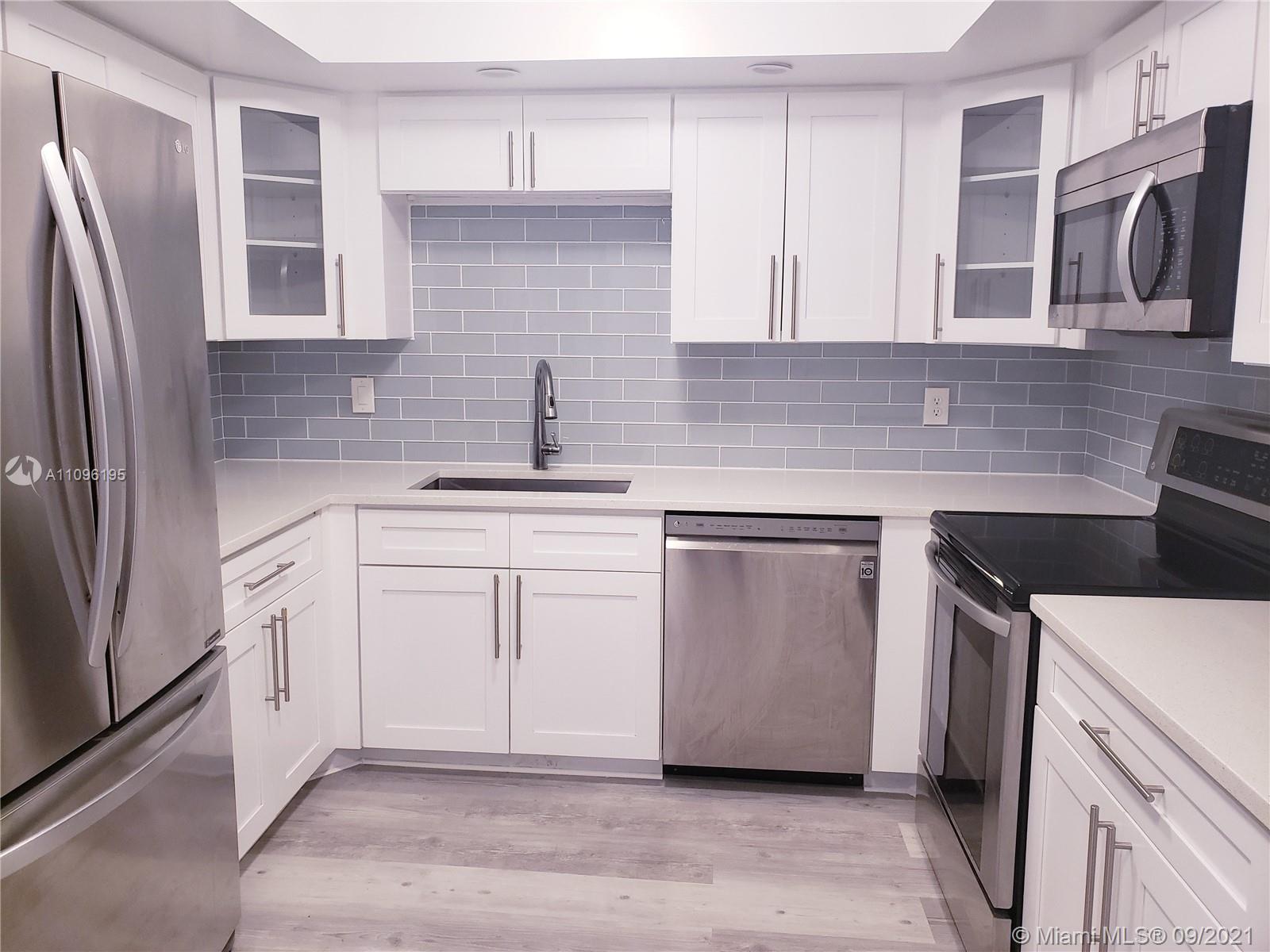 C C APTS AT BONAVENTURE C - Residential Lease