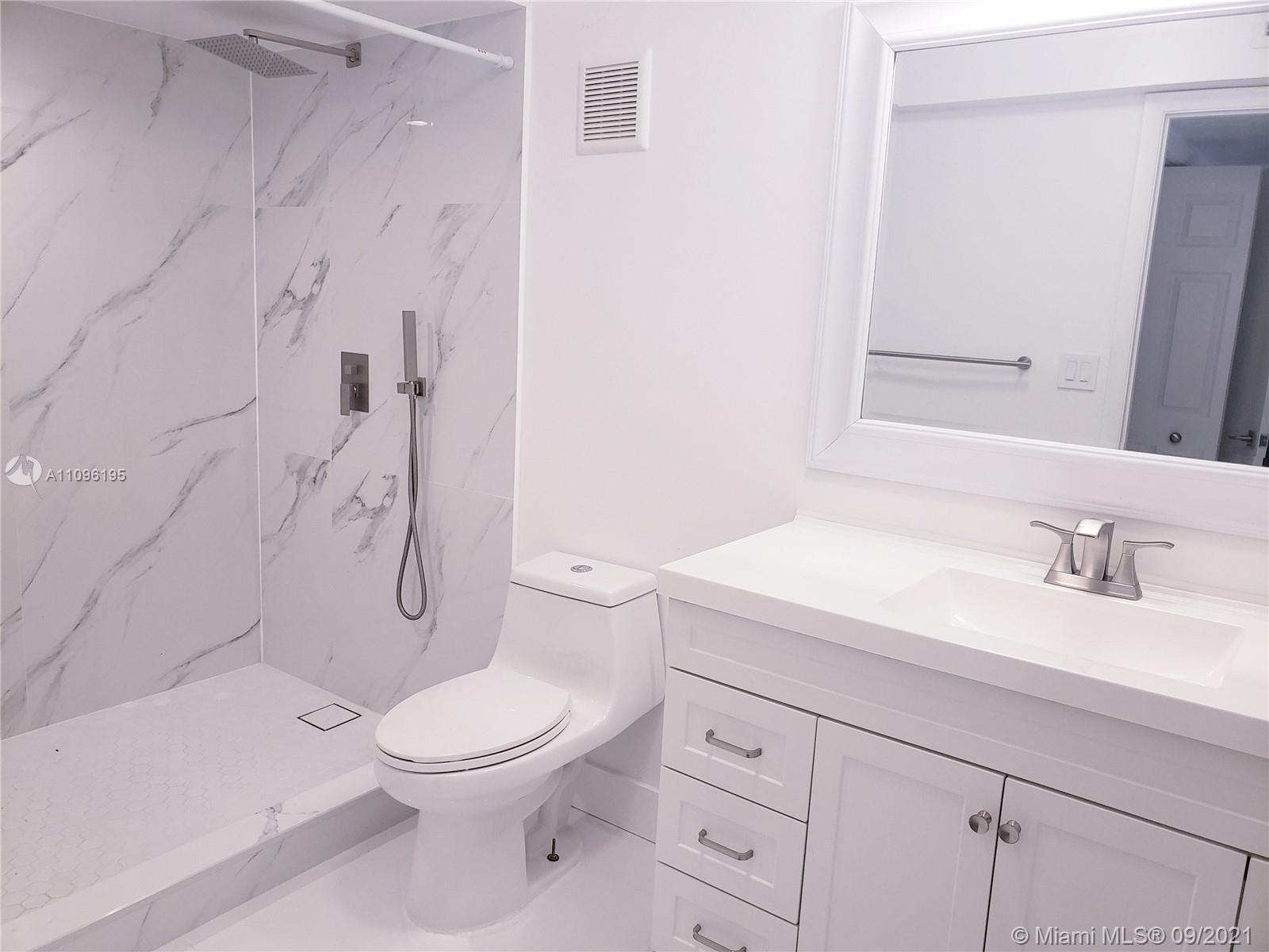 C C APTS AT BONAVENTURE C - Residential Lease