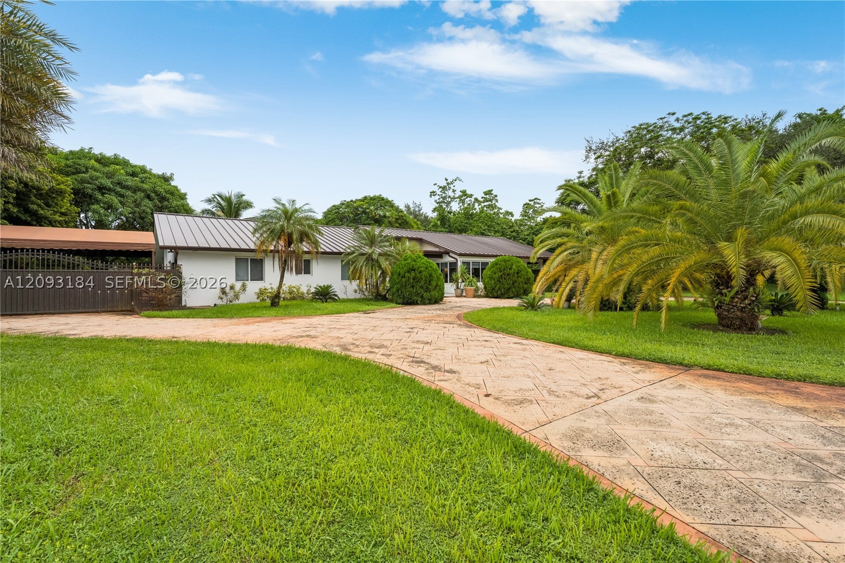 8700 SW 97th Ter