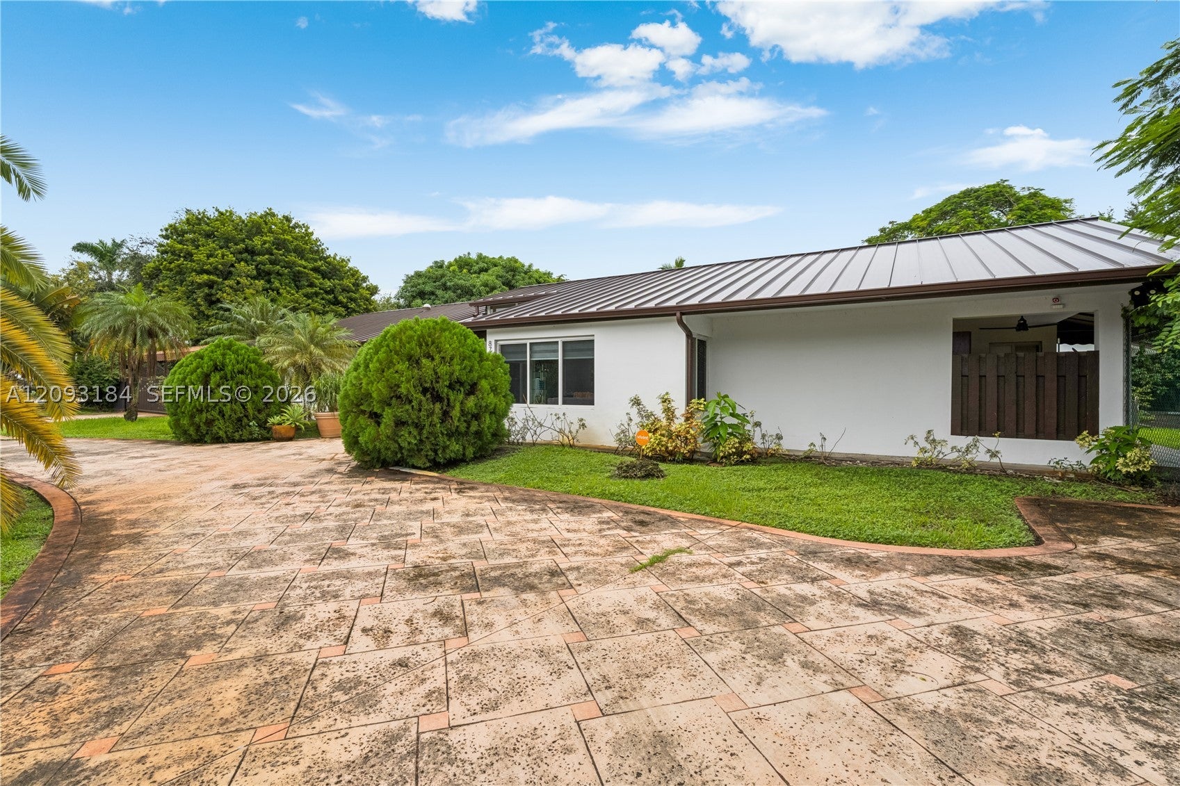 8700 SW 97th Ter