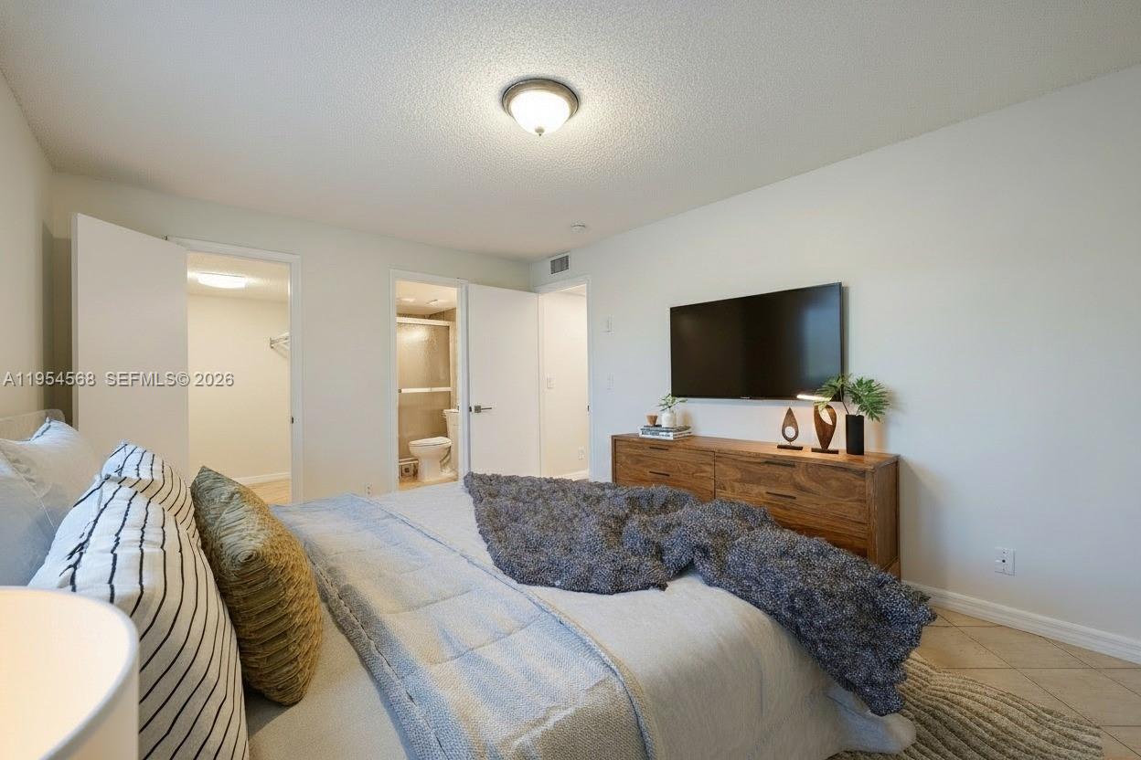 TARA GARDENS 1 CONDO - Residential