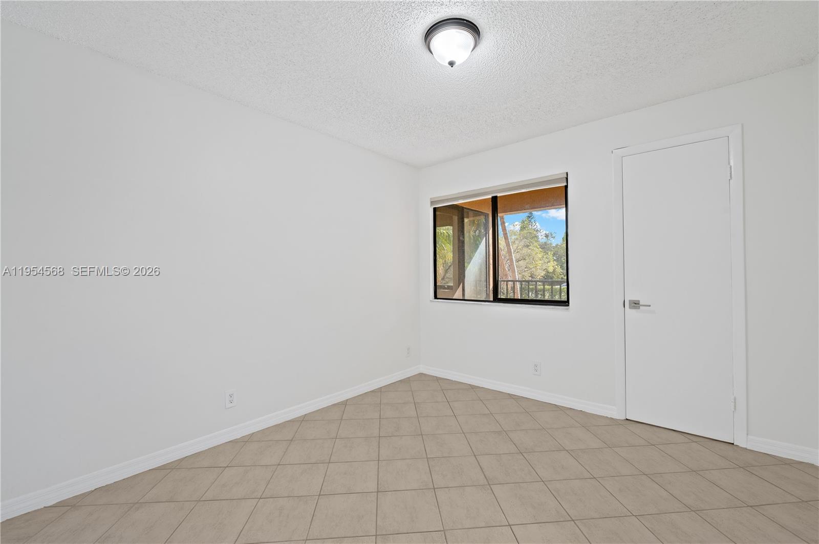 TARA GARDENS 1 CONDO - Residential