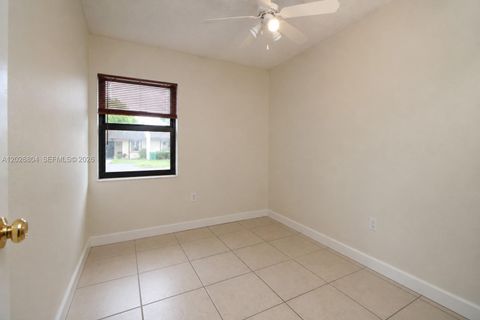 Tiny photo for 5103 SW 138th Ave Cir, Miami, FL 33175 (MLS # A12026804)