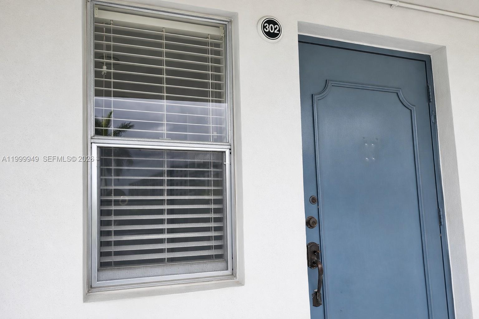 950 Hillcrest Dr 302