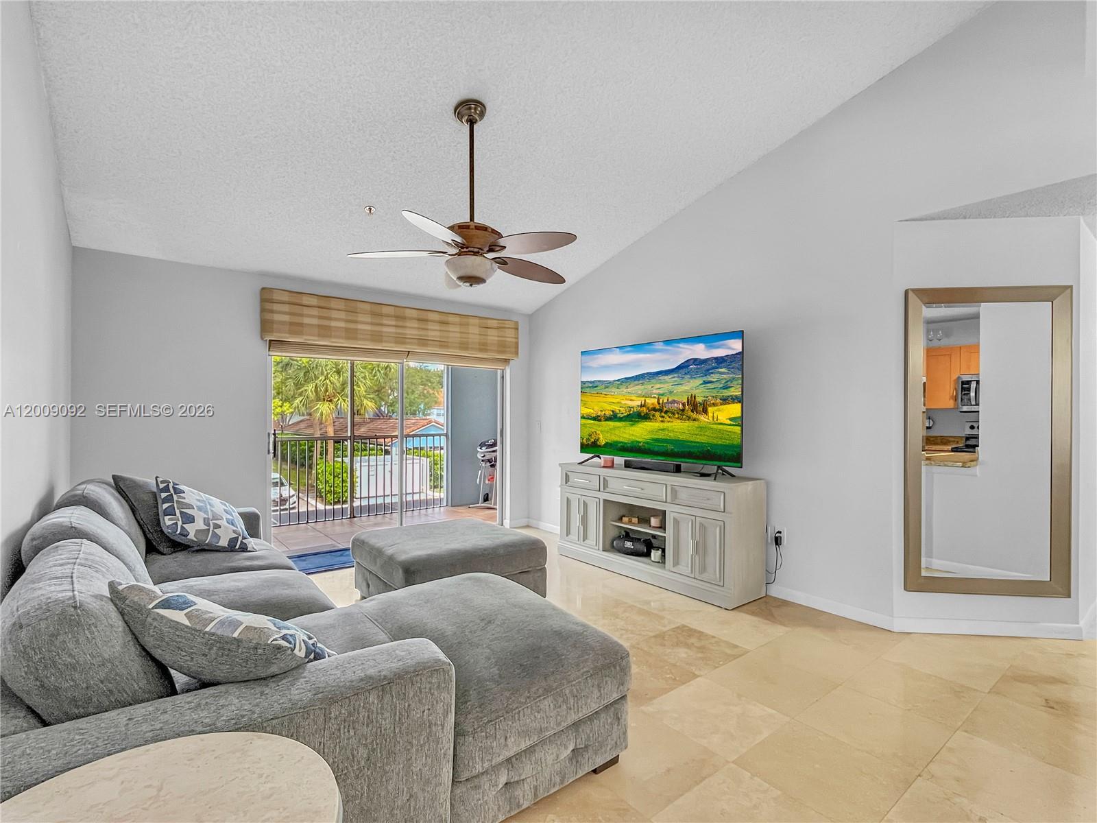 BOCAR CONDO - Residential