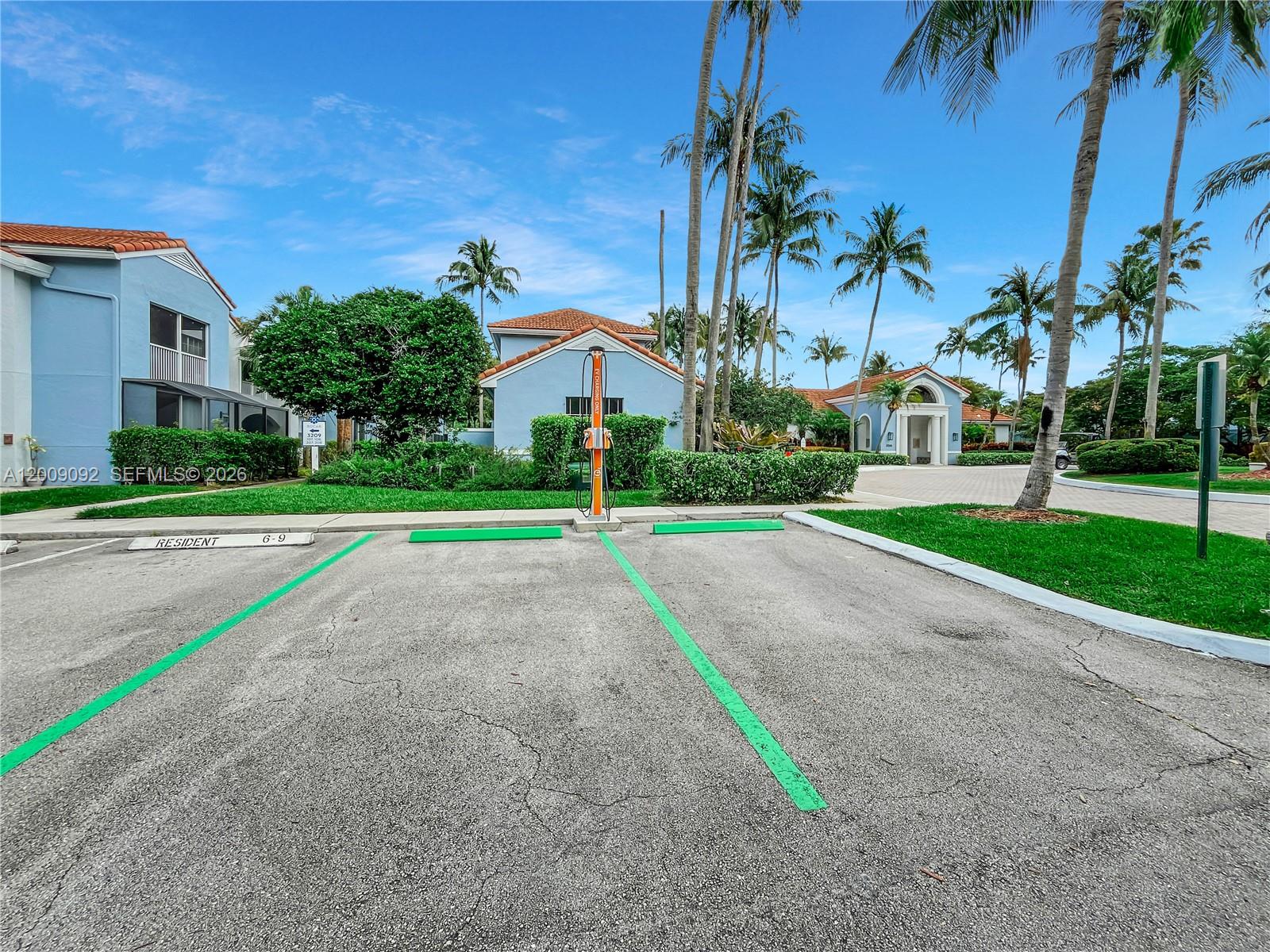 BOCAR CONDO - Residential