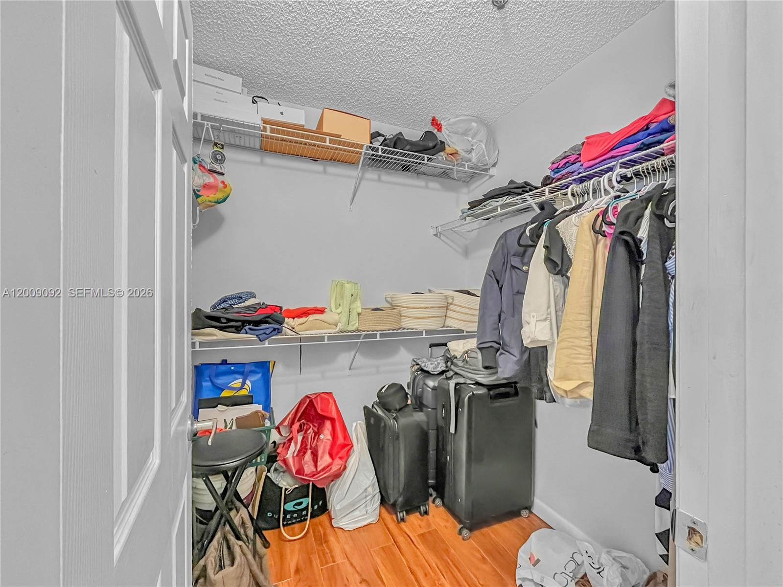 BOCAR CONDO - Residential