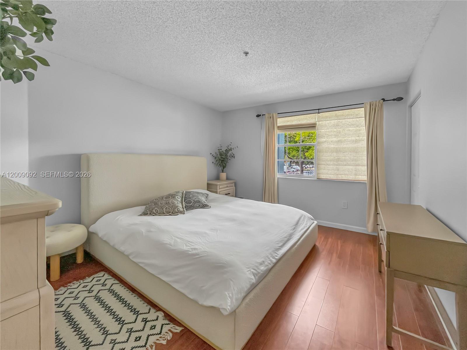 BOCAR CONDO - Residential