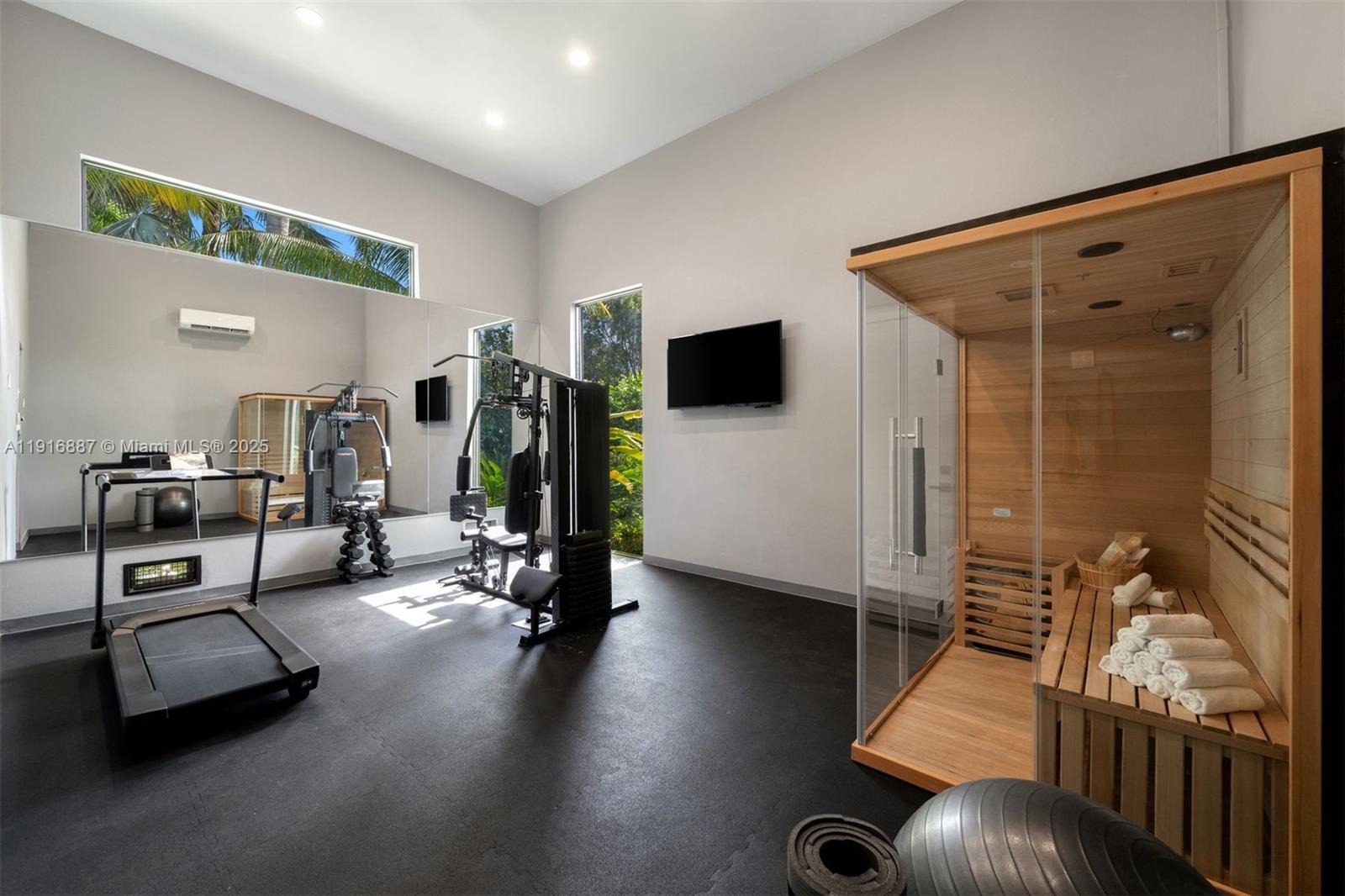 AQUA MARINE - Residential