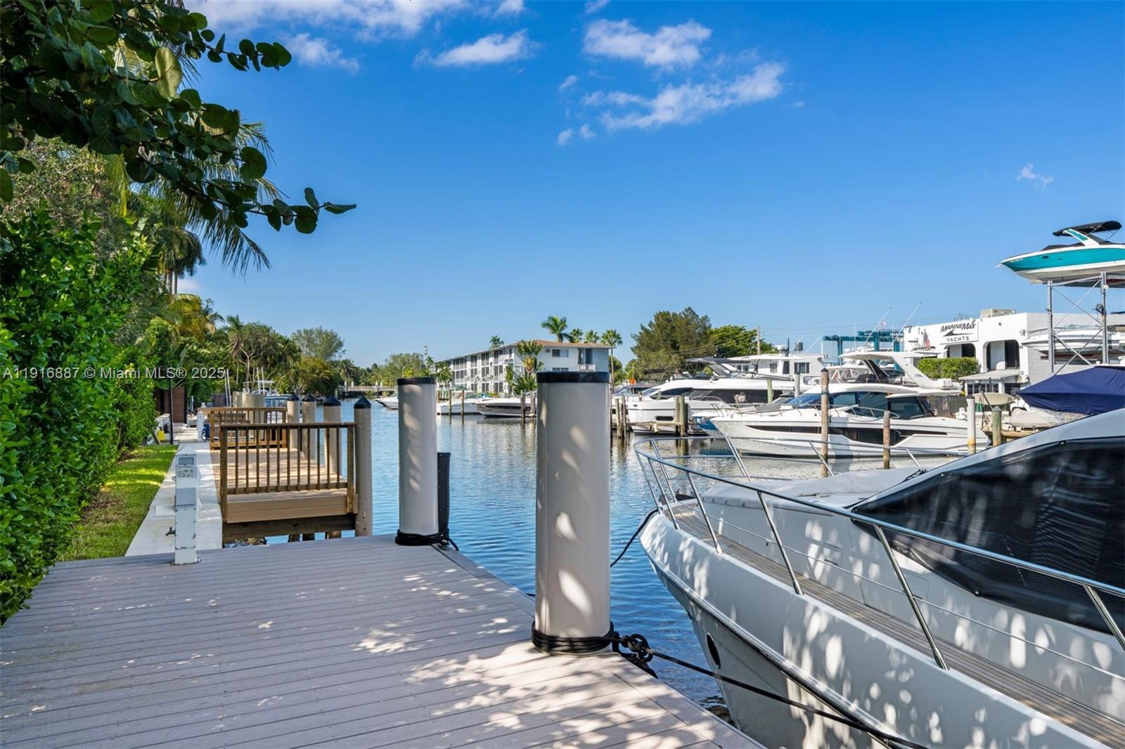 AQUA MARINE - Residential